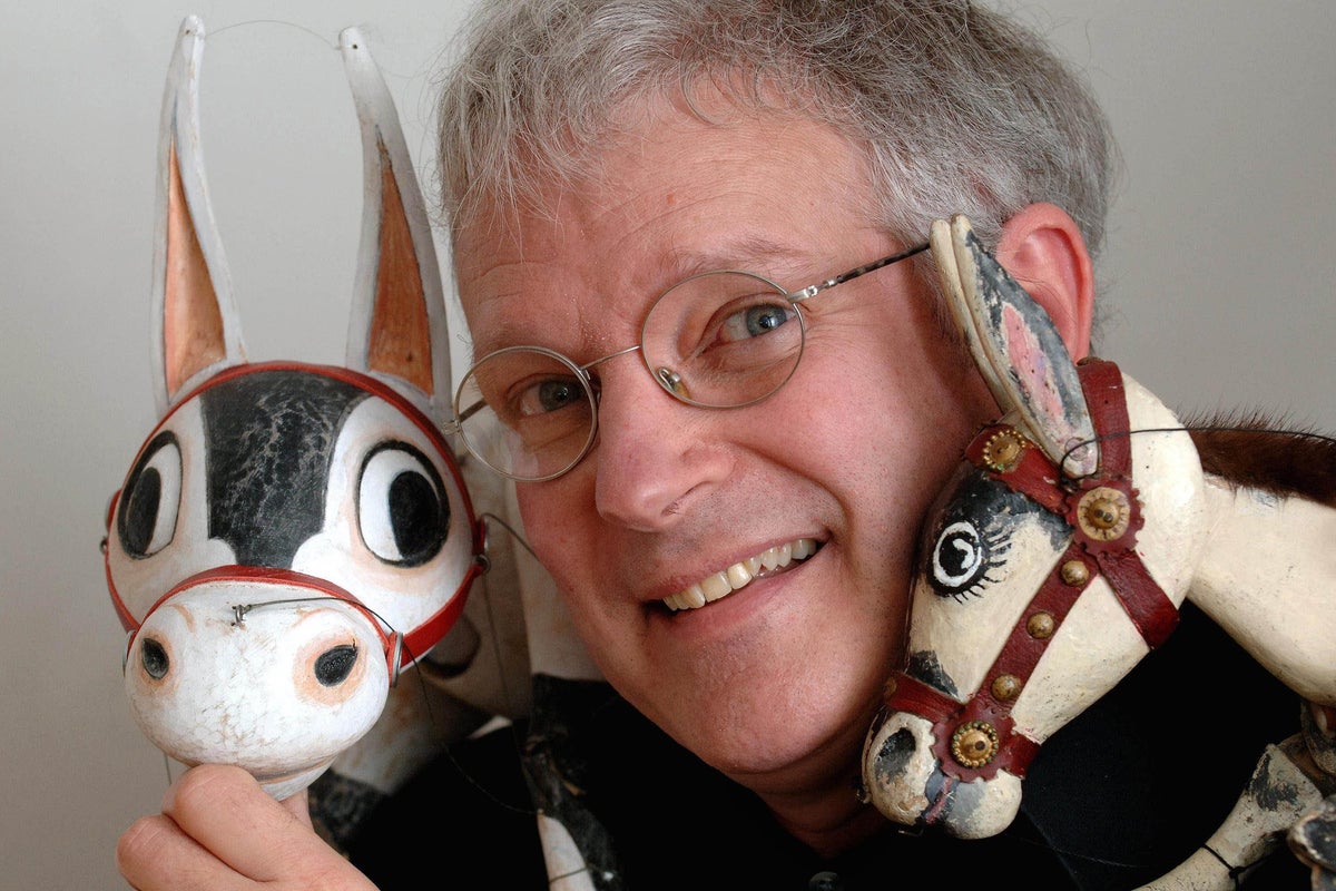 Zippy puppeteer Ronnie Le Drew dies aged 79