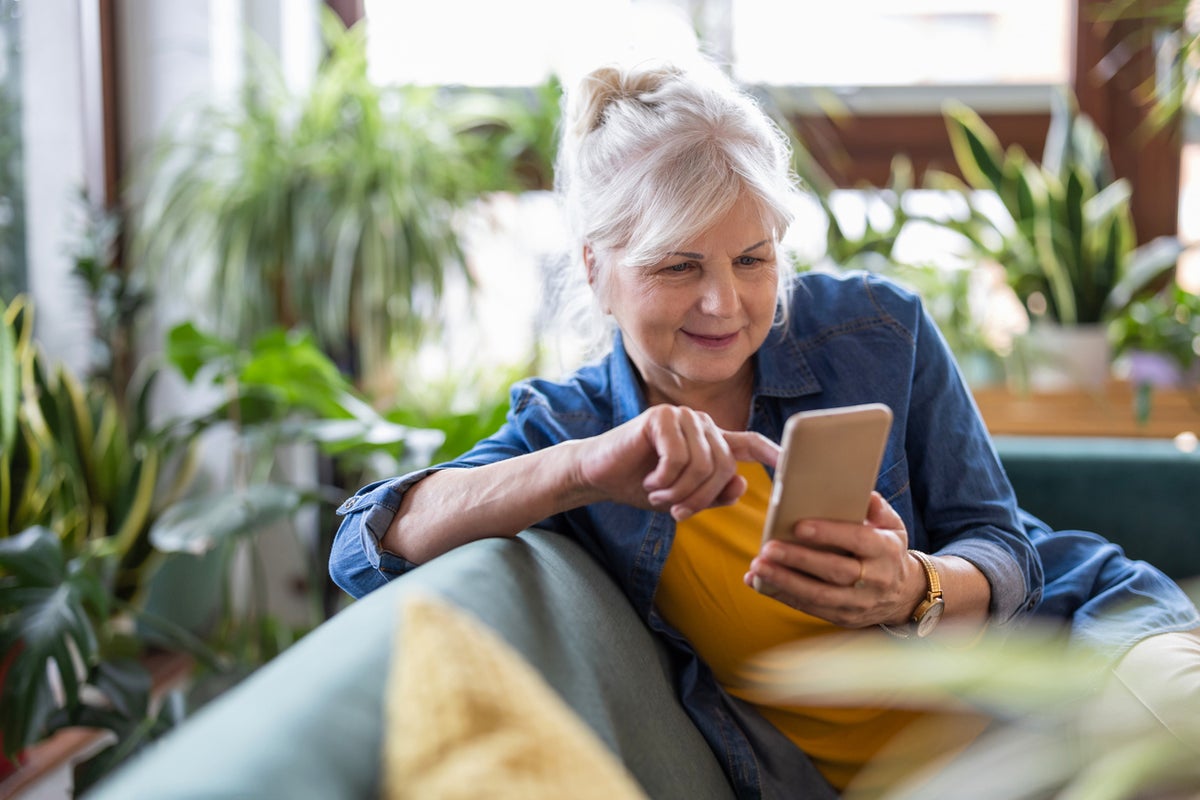 Older people can learn to spot misinformation in just 60 minutes, according to a new study Older people can learn to spot misinformation in just 60 minutes, according to a new study