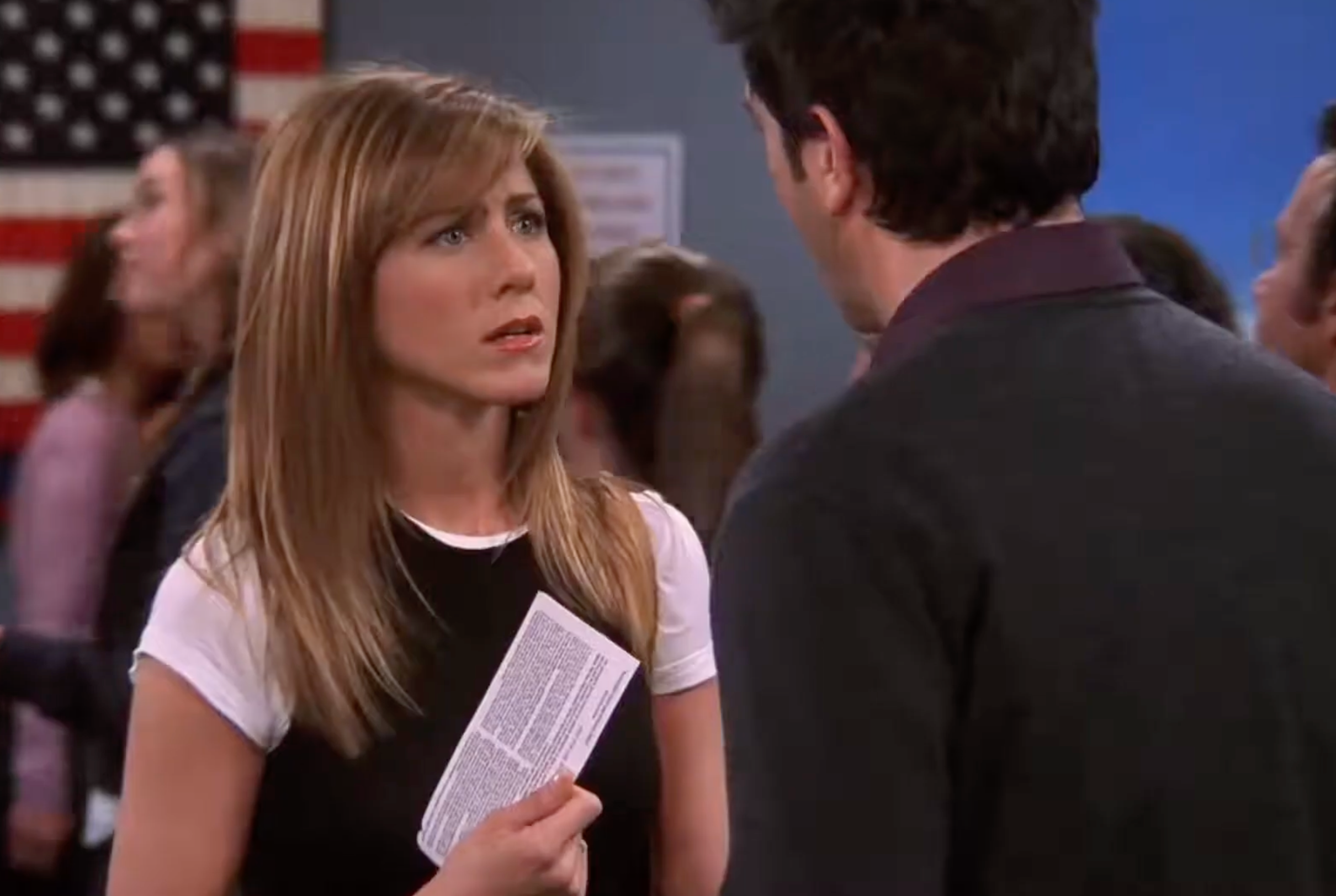 Make it quick: Rachel and Ross having a moment at the airport in ‘Friends’