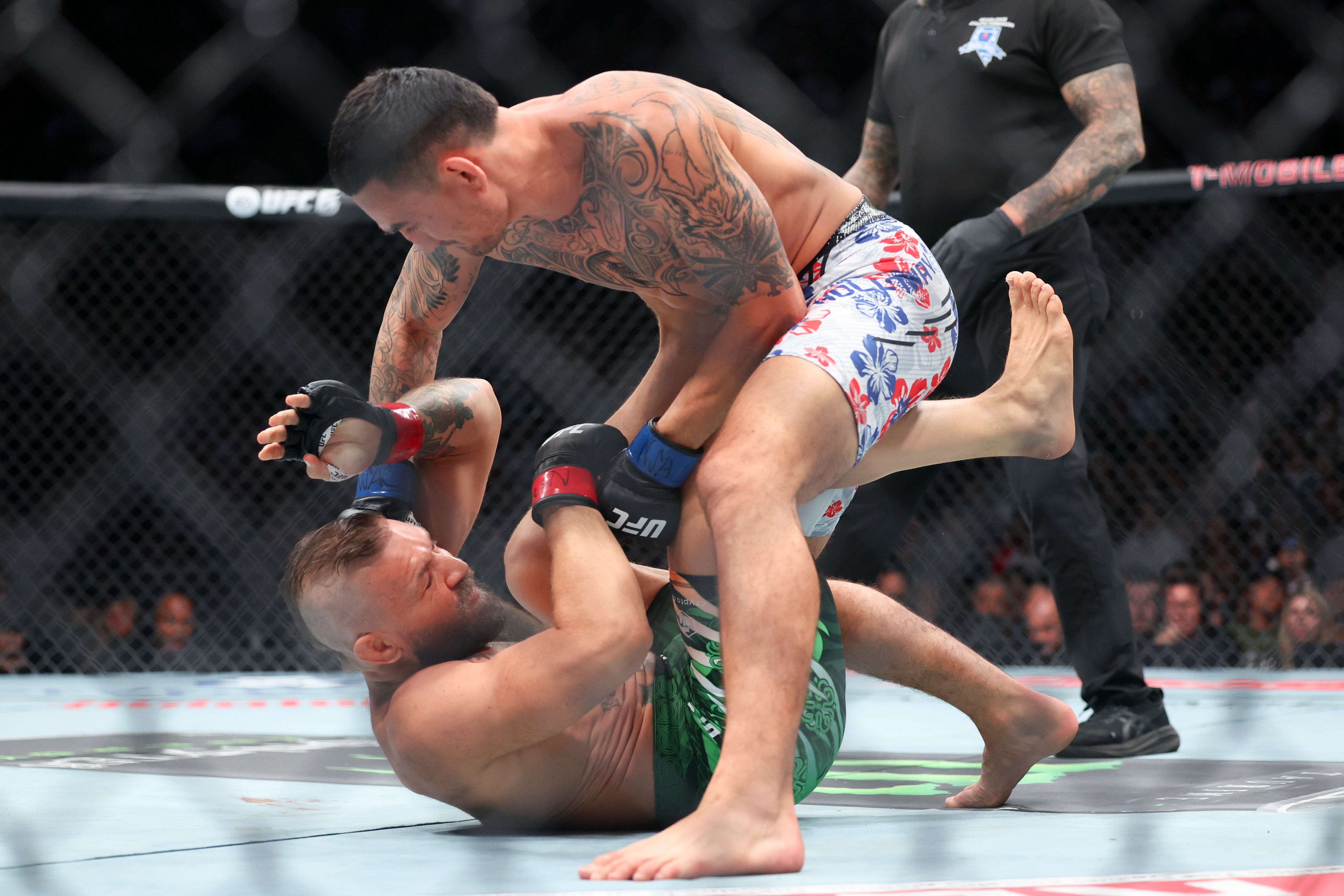 McGregor suffered a serious knee injury against Holloway earlier this month