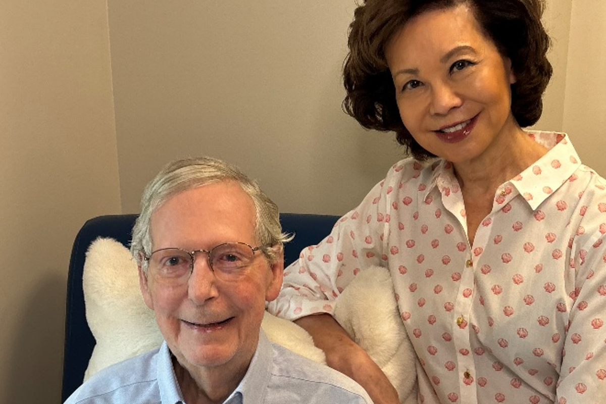 Mitch McConnell’s office puts out new ‘proof of life’ photo as doctor offers update on hospitalized senator – UK Times Mitch McConnell’s office puts out new ‘proof of life’ photo as doctor offers update on hospitalized senator – UK Times
