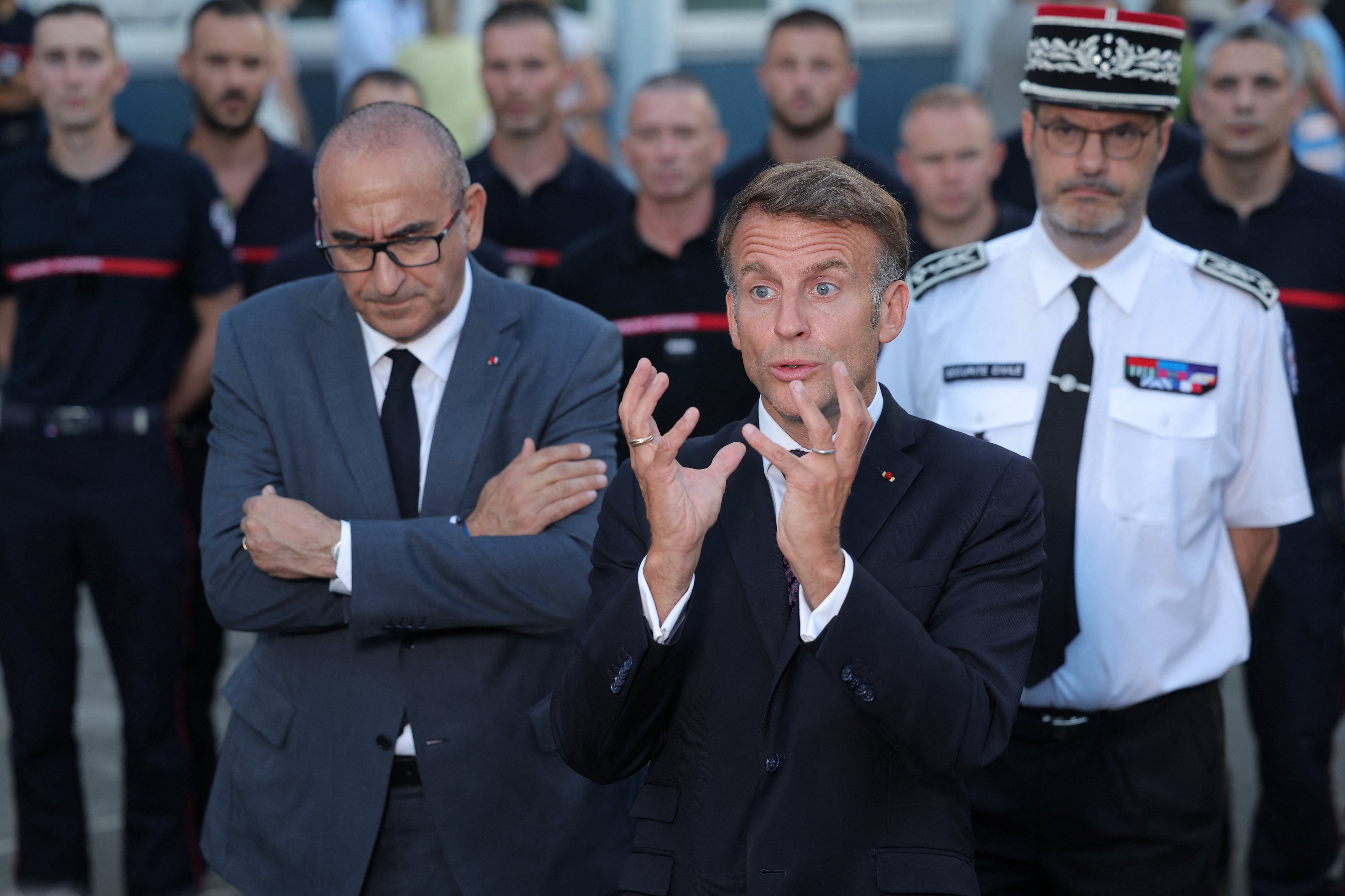 French president Emmanuel Macron (C) with Interior Minister Nuñez in Bordeaux on Monday