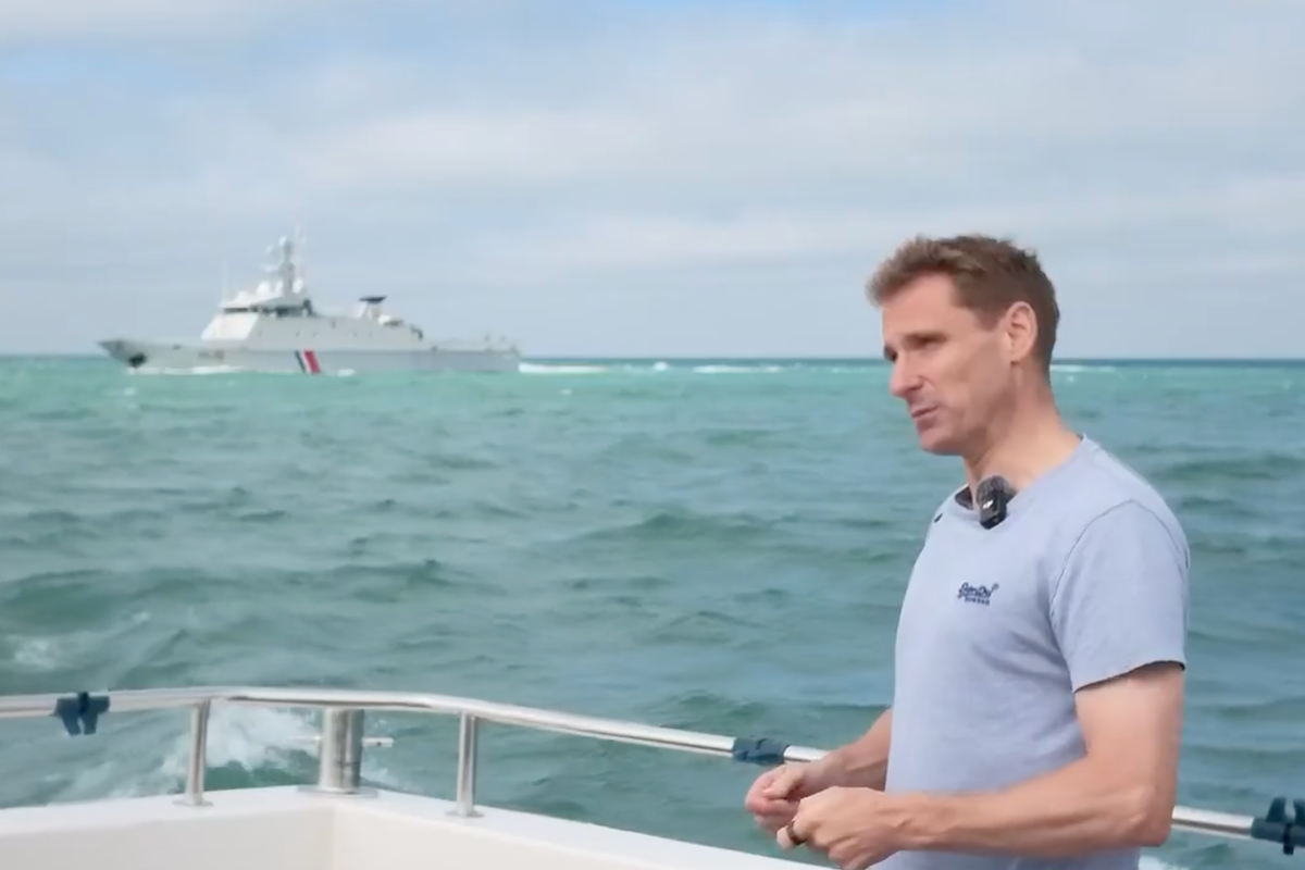 French warship accused of firing shots as Tory frontbencher films in Channel French warship accused of firing shots as Tory frontbencher films in Channel