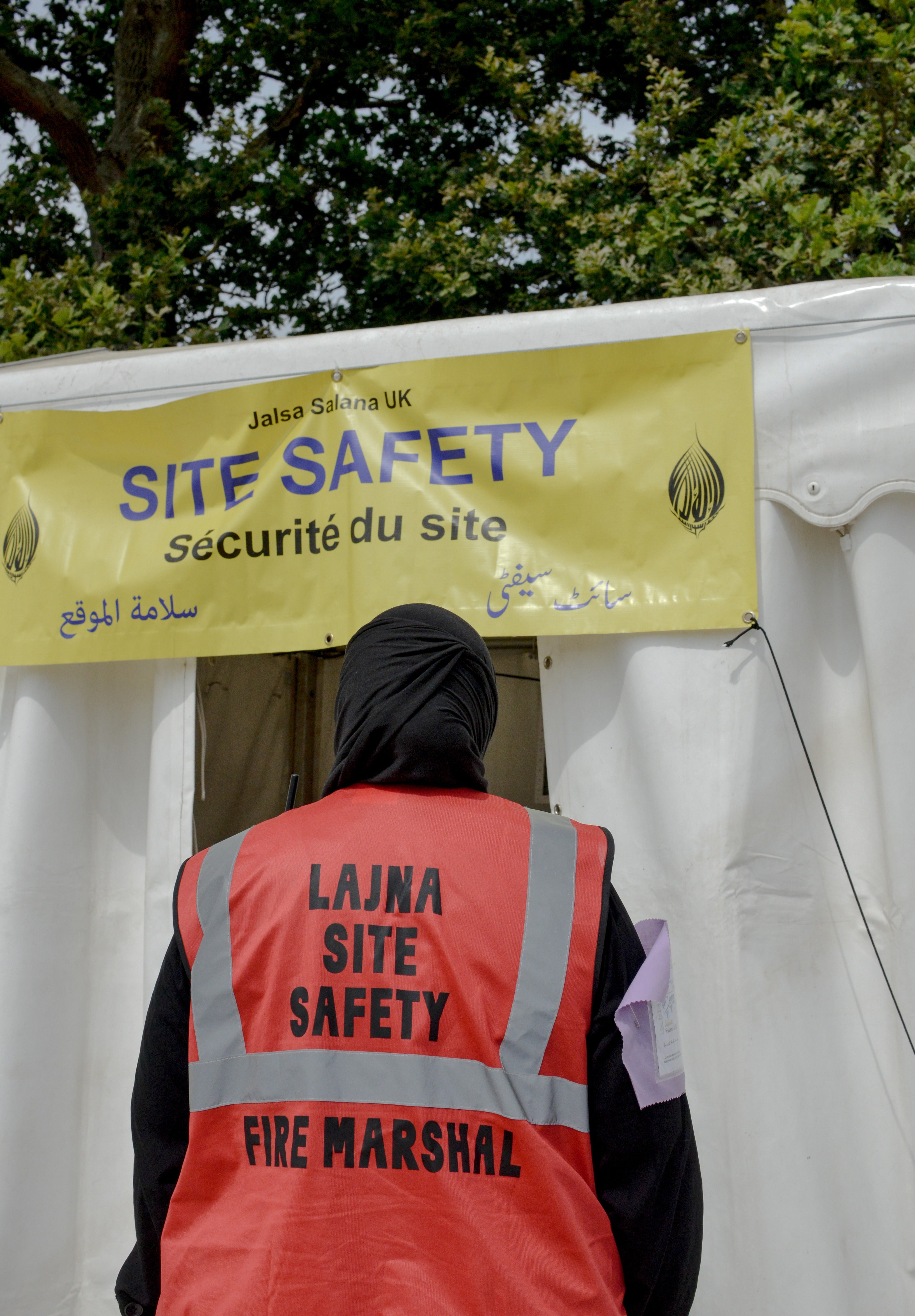 Thousands of women volunteer at the Jalsa Salana convention each year (Bareera Ghaffar)