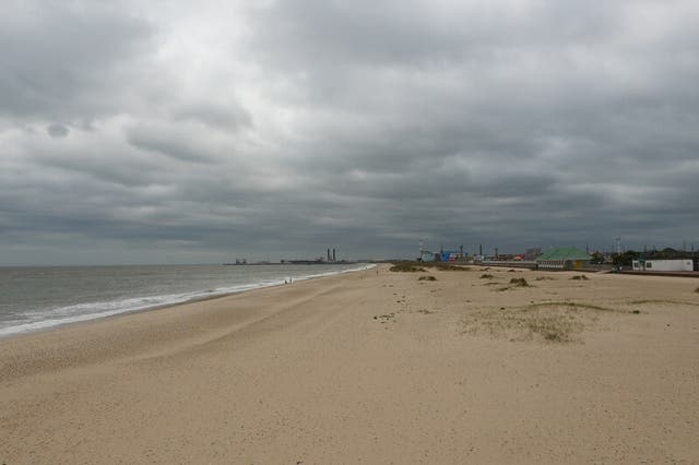 Romanian national denies raping teenage girl on beach
