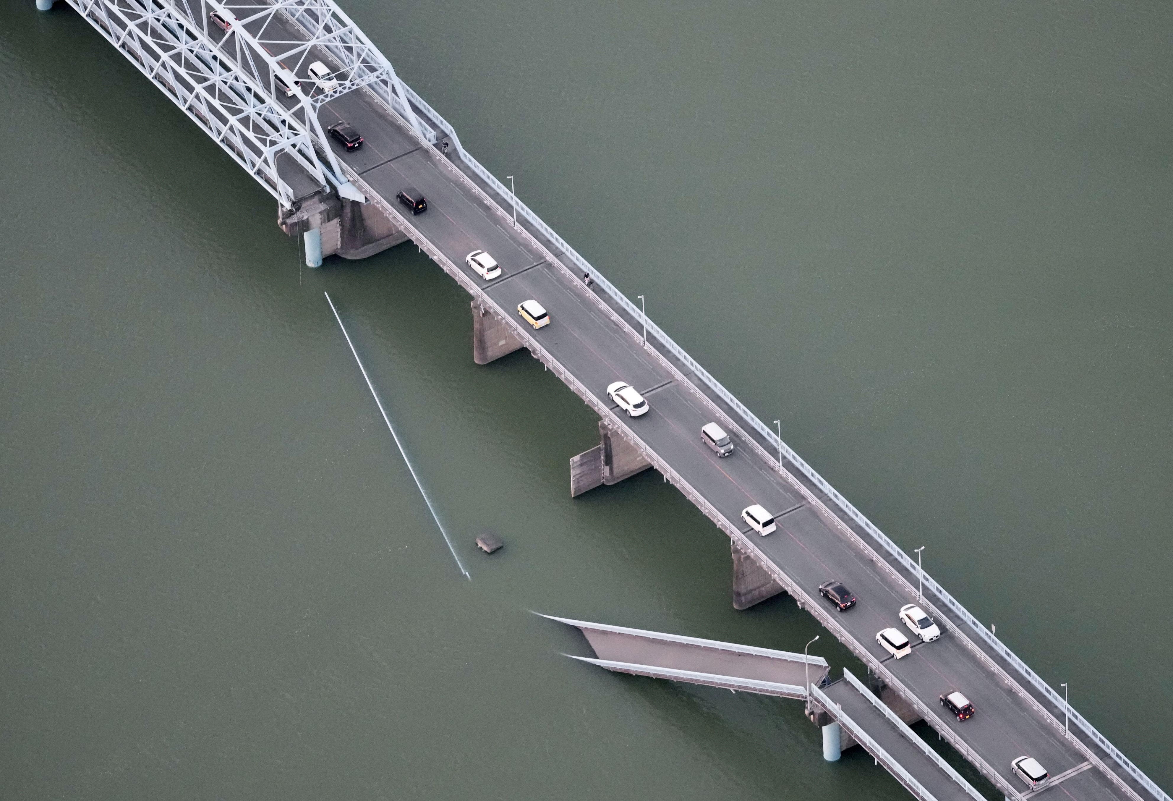 Bridges collapsed in the region following the strong tremors