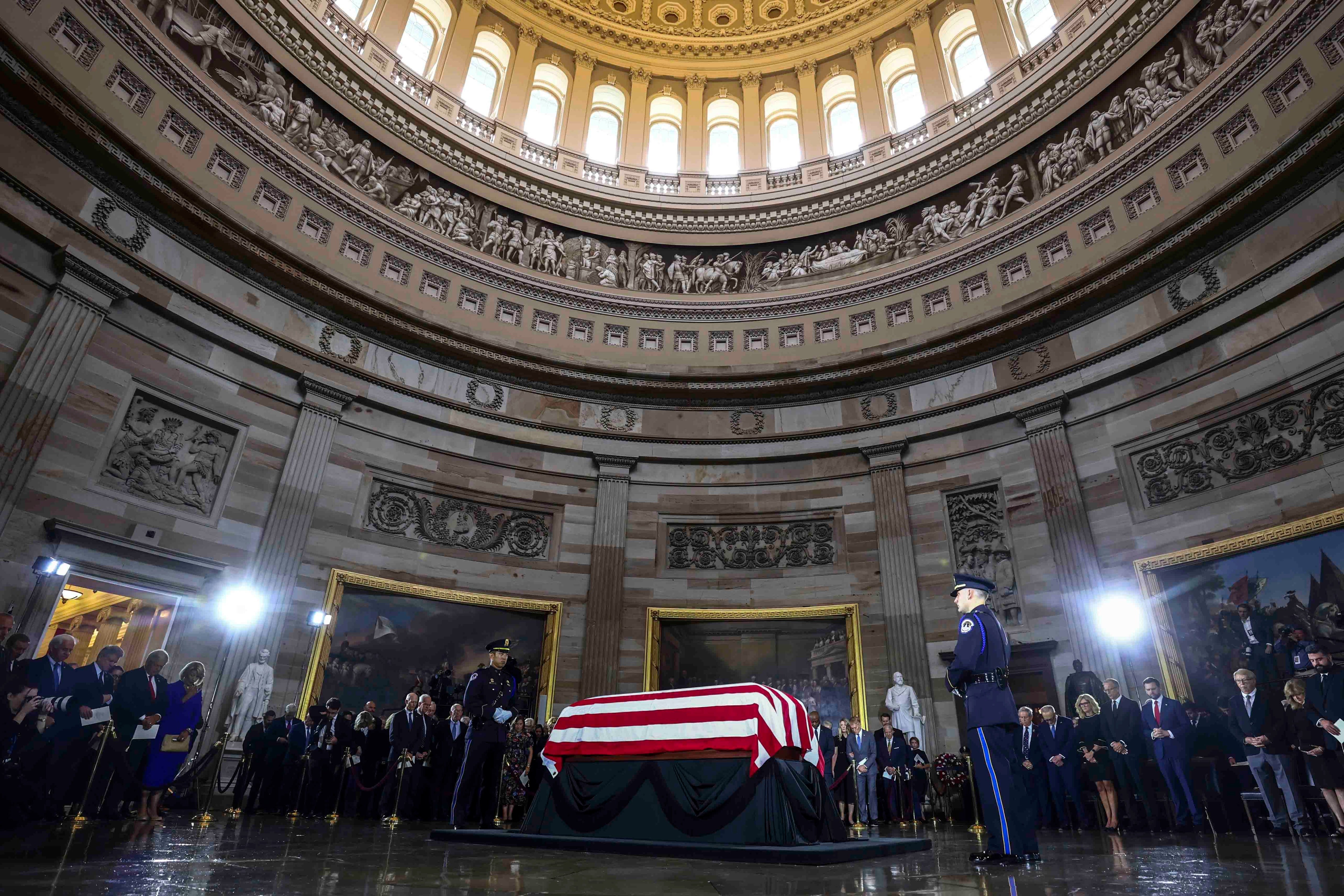 Trump to Deliver Eulogy at Lindsey Graham's Funeral