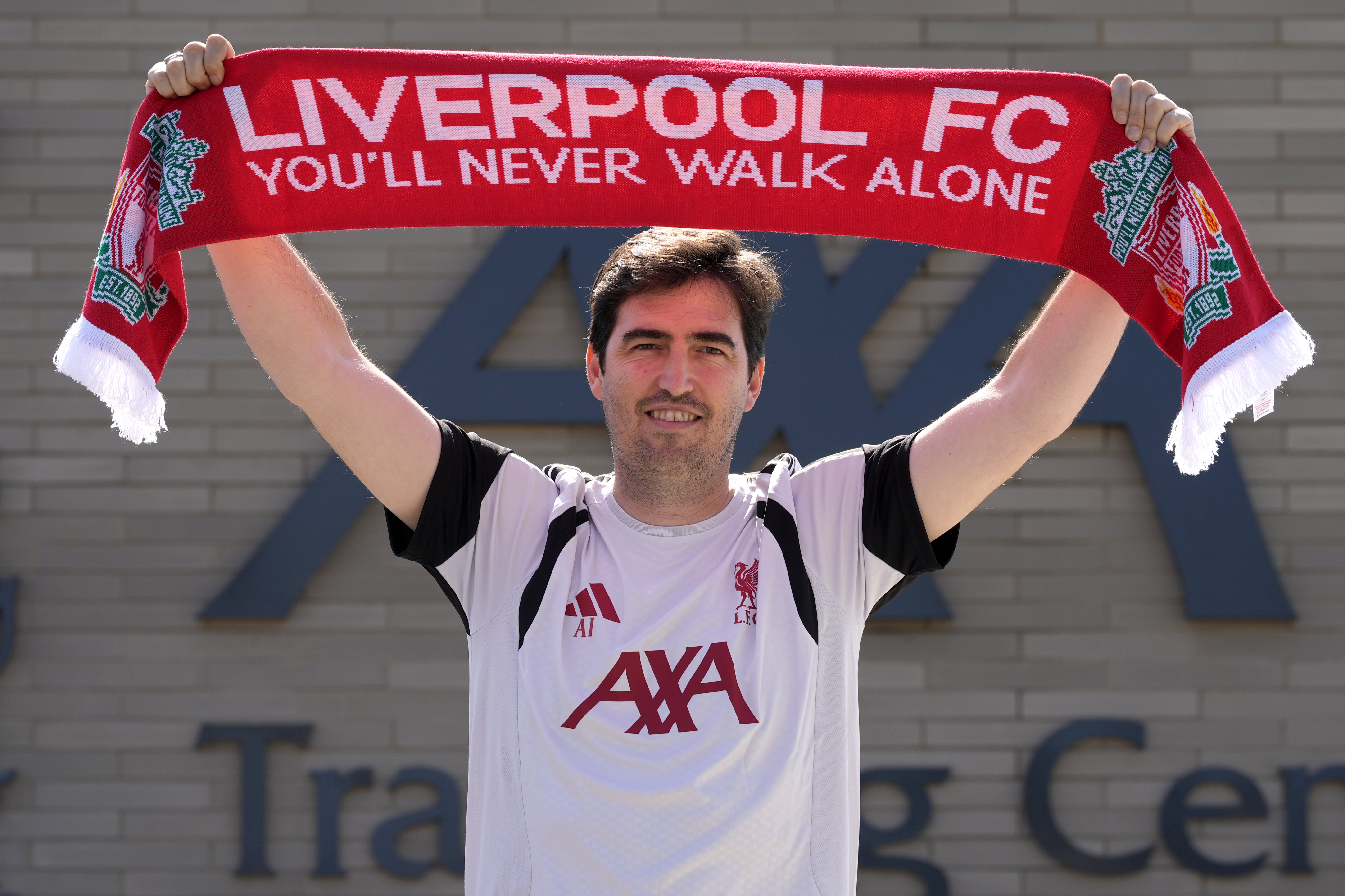 Elliott wants to show new manager Andoni Iraola what he can offer