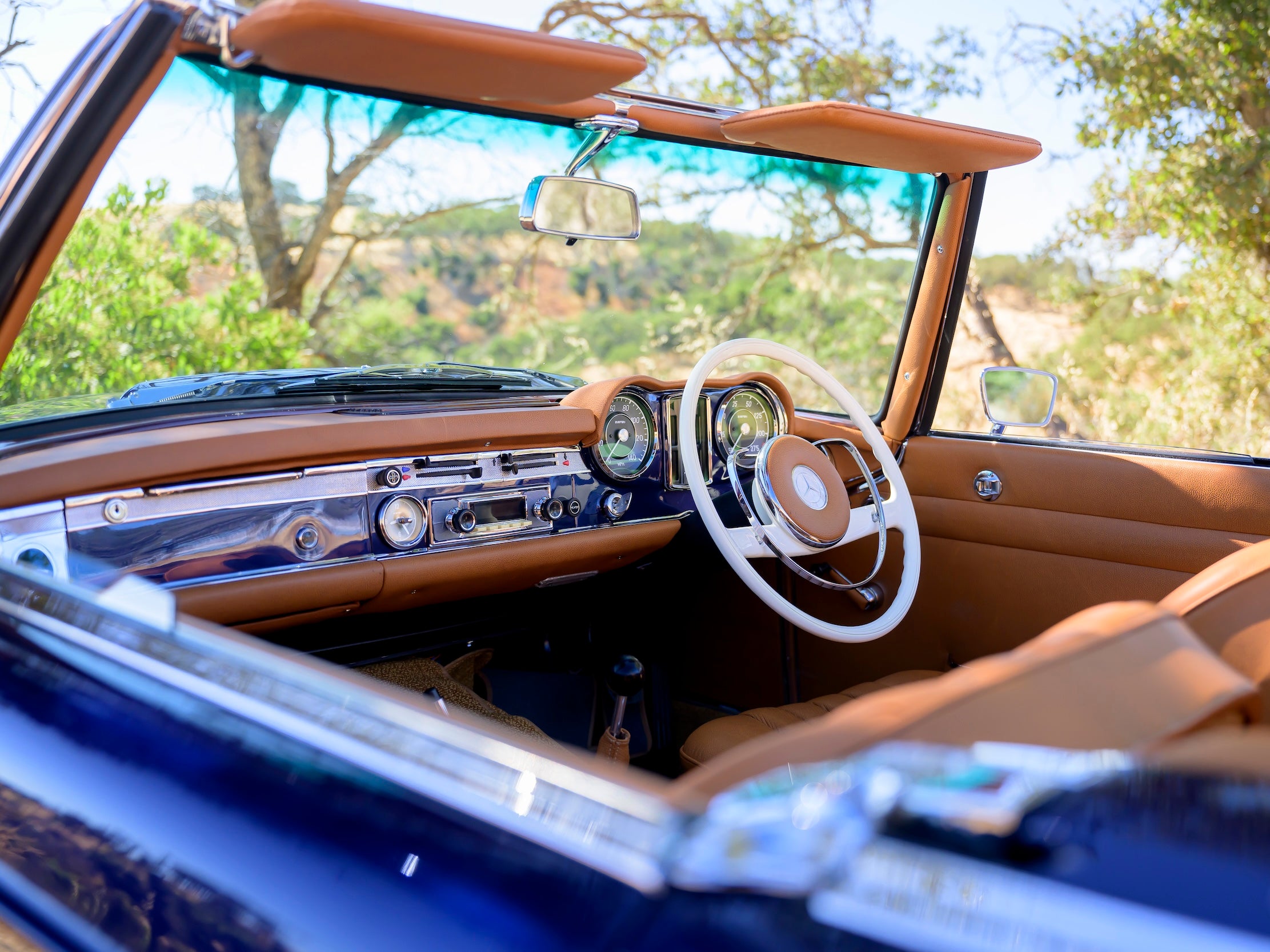 The updated Everrati Mercedes-Benz Pagoda should provide up to 208 miles of open-top electric motoring (Everrati)