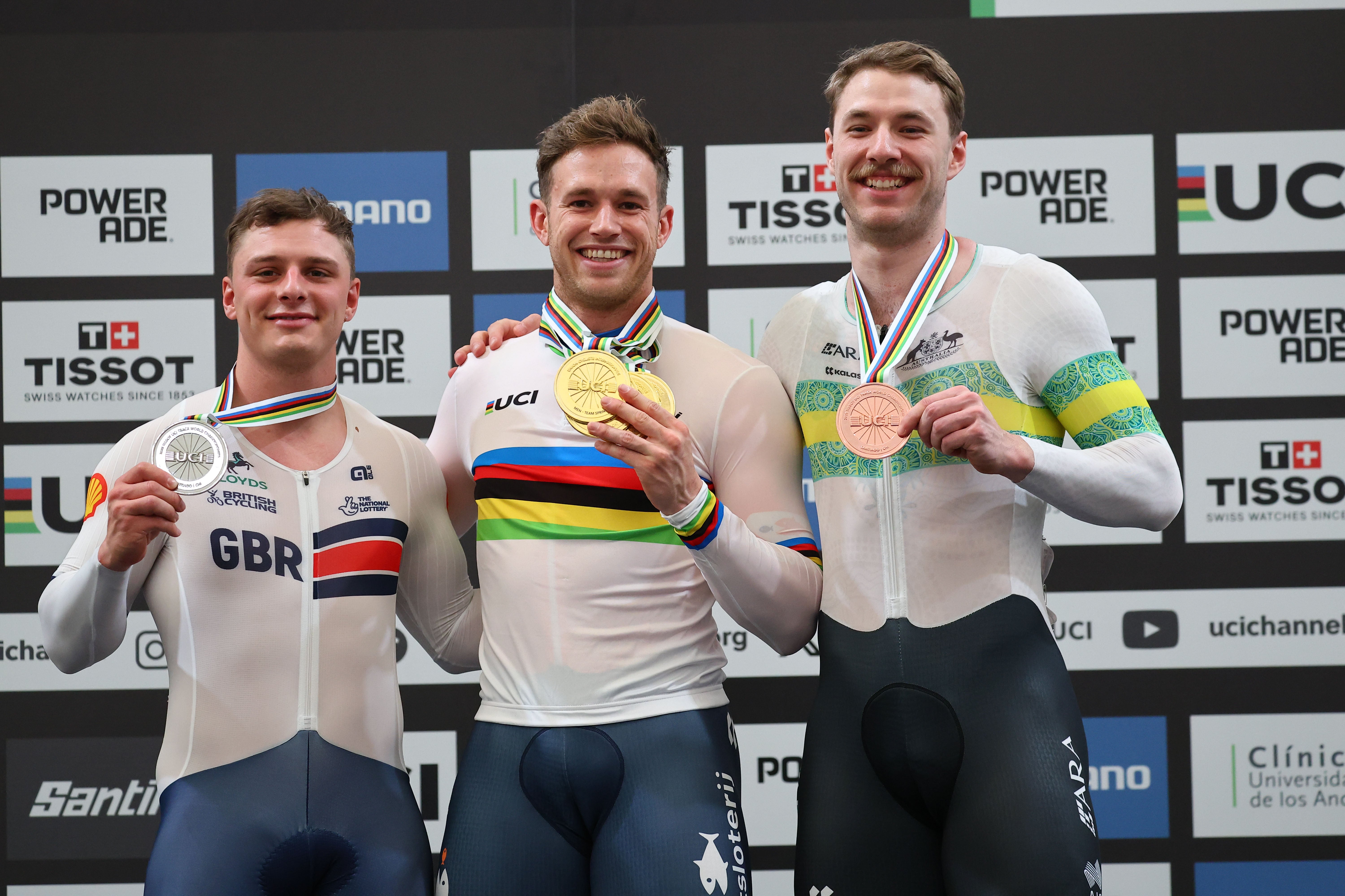 Richardson won two silver medals in last year's world championships, beating former teammate Hoffman in the sprint