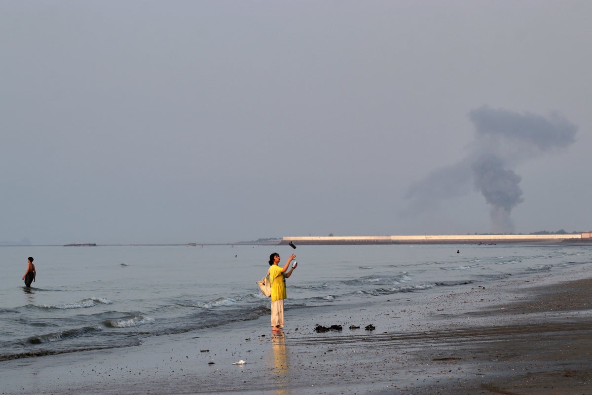 Strait of Hormuz shipping hits ‘crisis-era lows’ as conflict risks spreading Strait of Hormuz shipping hits ‘crisis-era lows’ as conflict risks spreading