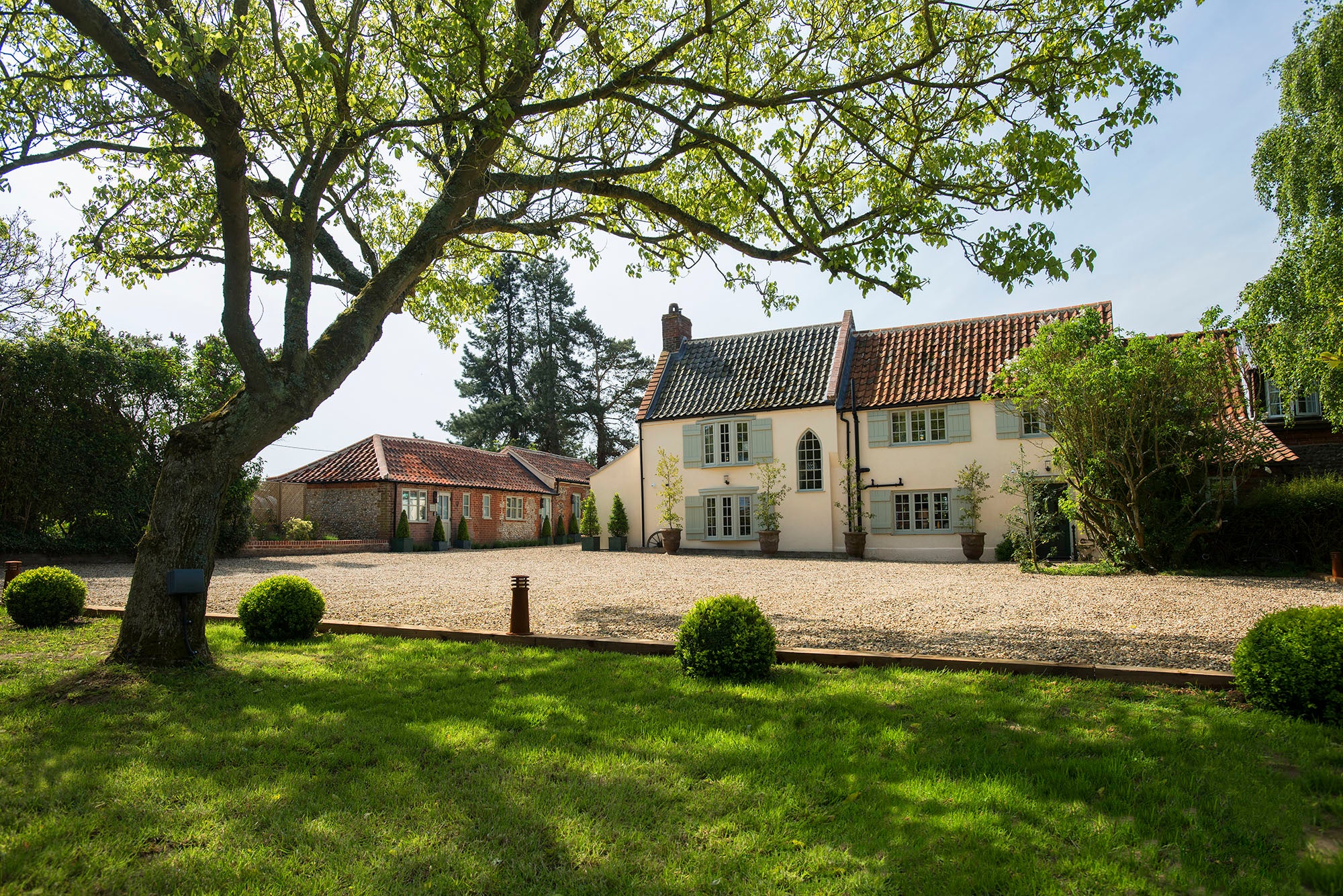 Exterior of Holly Lodge