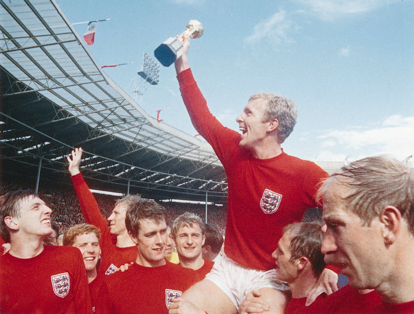 Bobby Moore holding the World Cup trophy (British Pathe PLC/PA) (PA Media)