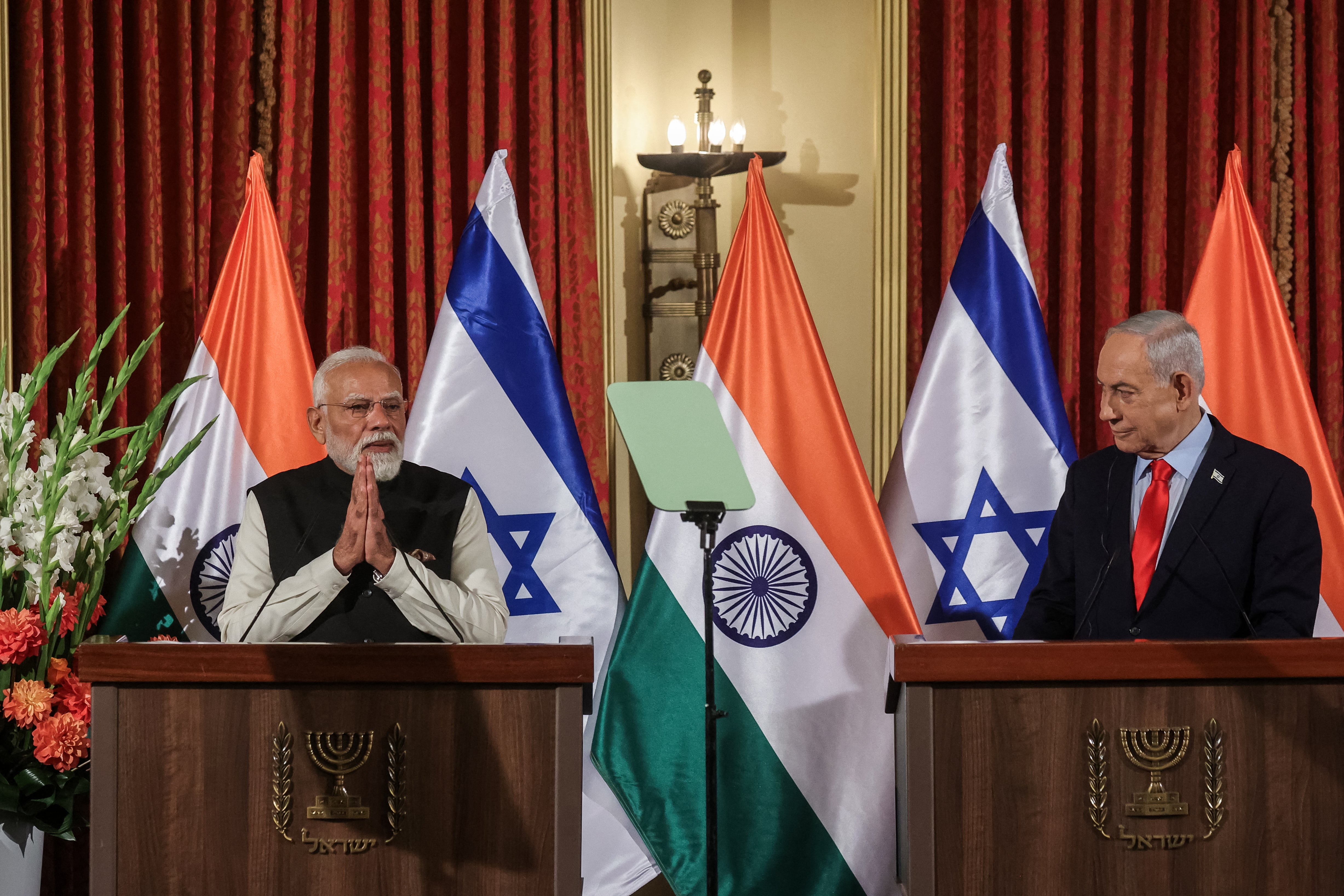 File: Israel's Prime Minister Benjamin Netanyahu and his Indian counterpart Narendra Modi attend a press conference in Jerusalem (AFP/Getty)