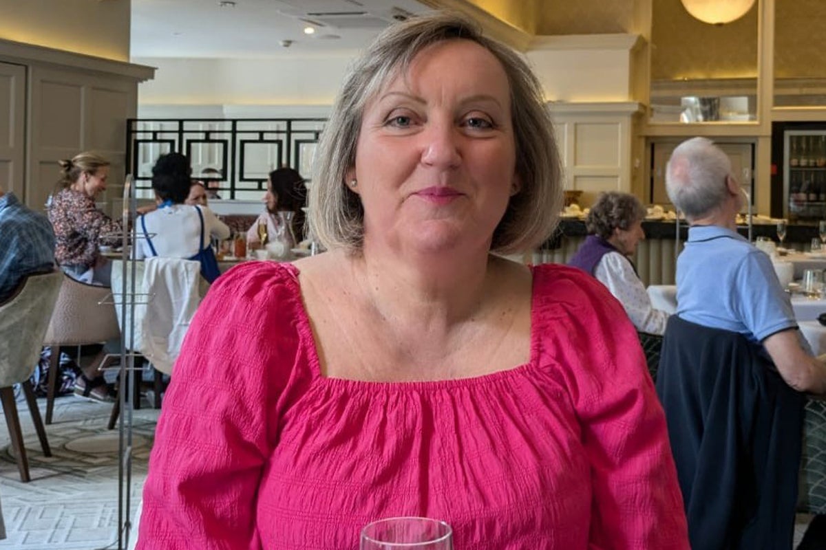 Manchester ovarian cancer patient becomes world’s first person to receive ‘landmark’ treatment Manchester ovarian cancer patient becomes world’s first person to receive ‘landmark’ treatment