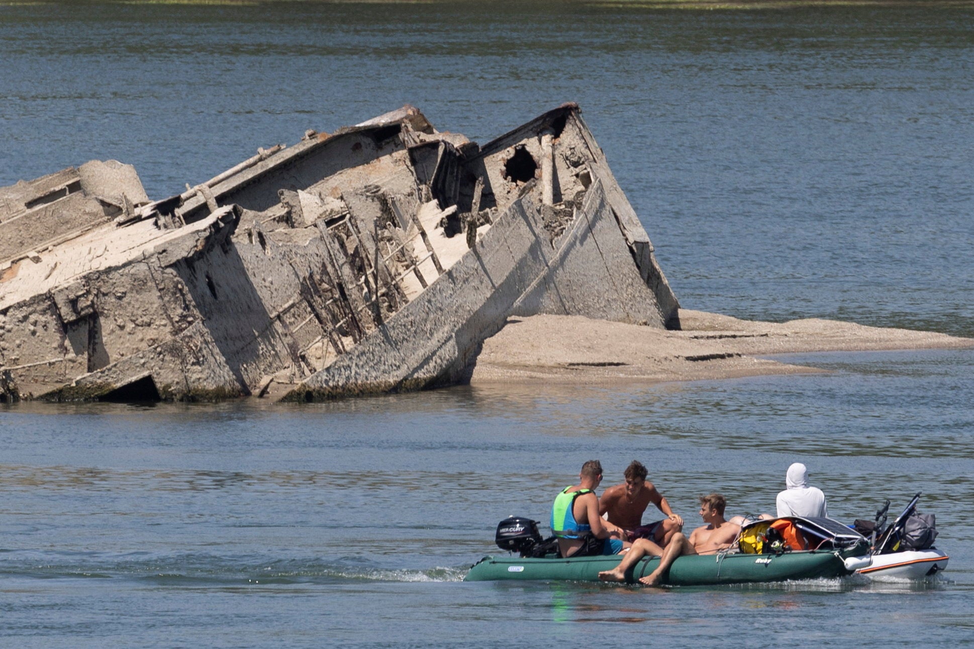 European Investment Bank says it is among 200 vessels that lie at the bottom of the waterway, including destroyed cargo ships, tugs and barges