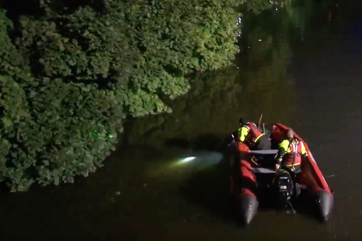 Menino ‘acidentalmente’ salvou sua irmã e depois se afogou no rio de Nova Jersey, a busca pelo terceiro filho continua Menino ‘acidentalmente’ salvou sua irmã e depois se afogou no rio de Nova Jersey, a busca pelo terceiro filho continua