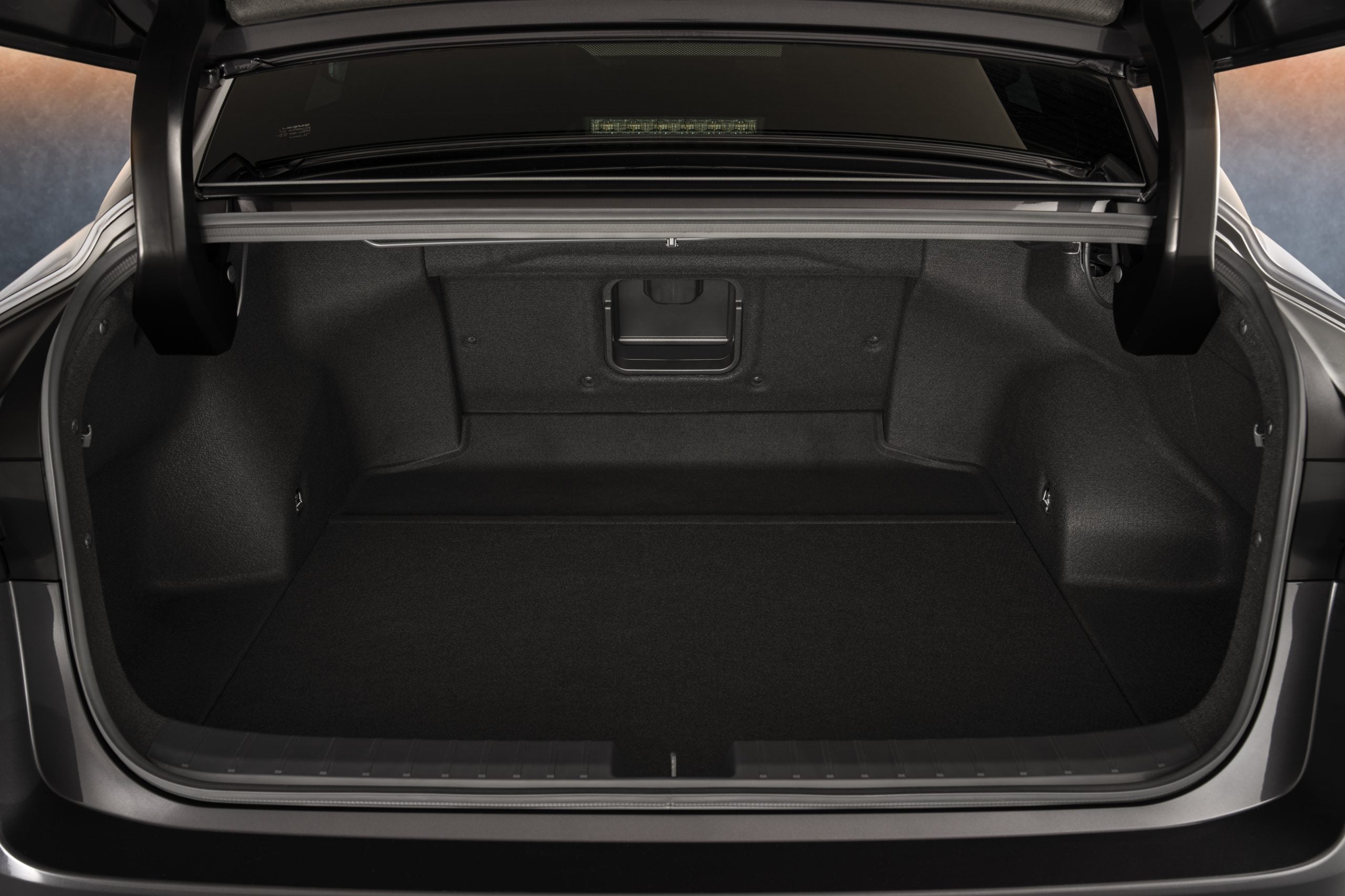 The Lexus ES350e's boot is said to be big enough for four sets of golf clubs (Lexus)