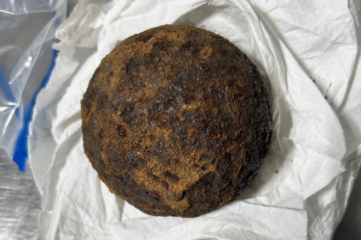 TSA finds stolen Civil War-era cannonballs in a passenger's suitcase at an Alabama airport
