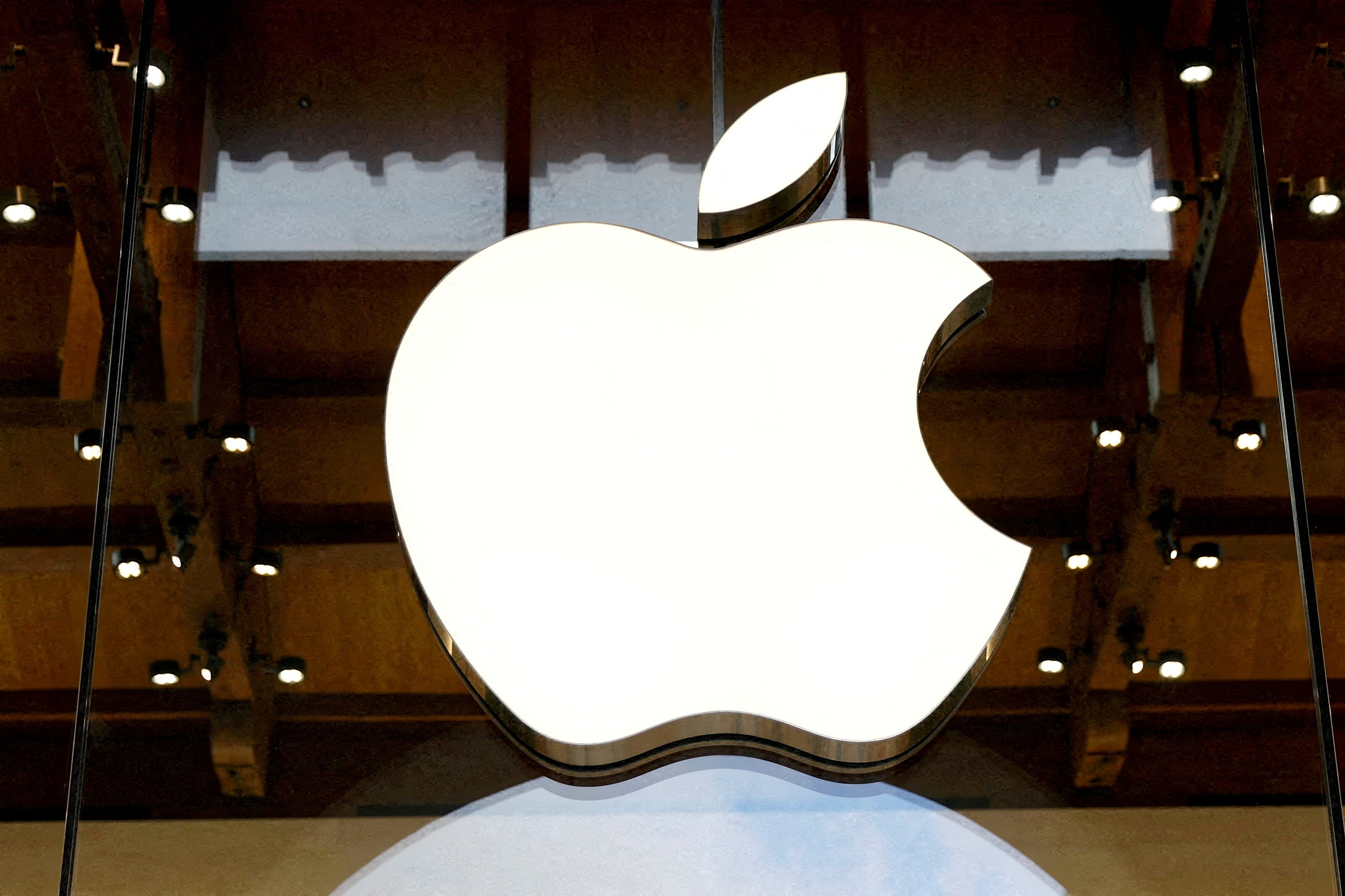 The drop, if sustained, would erase nearly $500 billion from ⁠Apple's market capitalisation