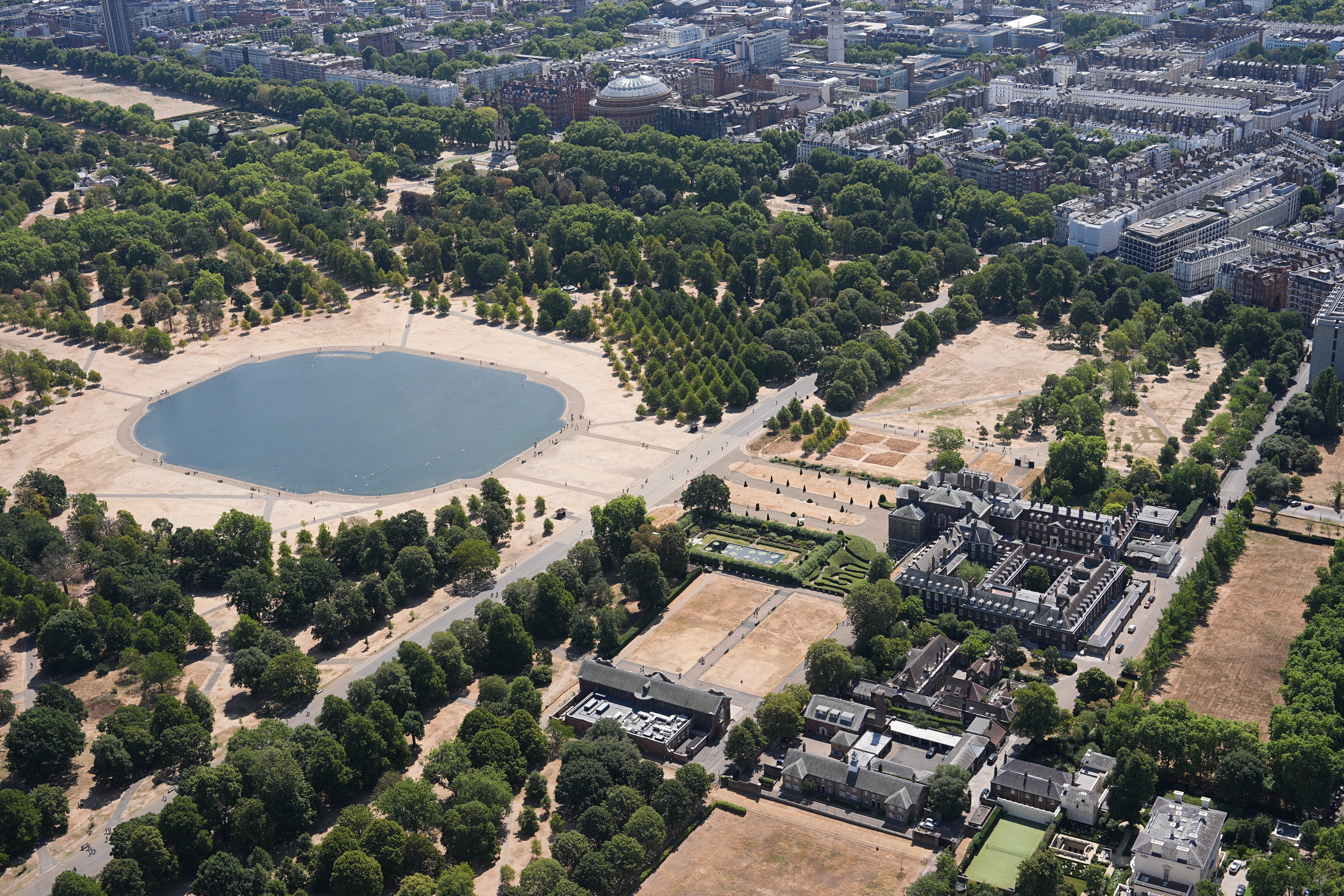 An aerial view of Kensington Palace and Kensington Gardens in London as the heatwave continues (Aaron Chown/PA) (PA Wire)