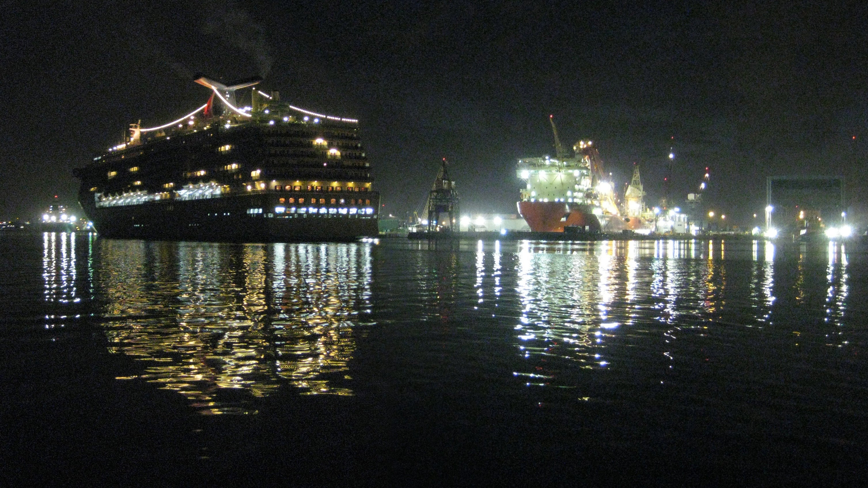 The Carnival Paradise left the Port of Tampa for Cozumel, where Noah Alexander Cox, 28,  allegedly became drunk, disorderly, and violent toward his fiancée upon their return to the ship that afternoon (Creative Commons)