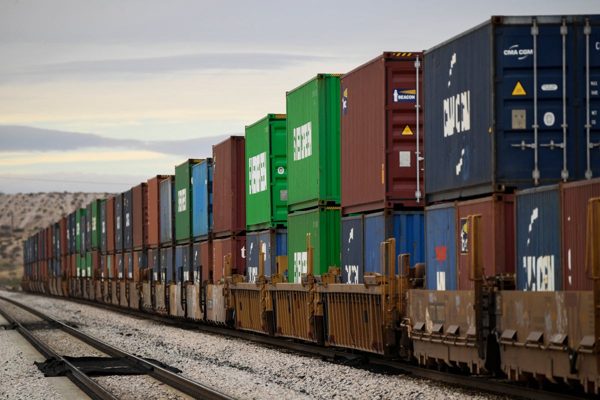 Trump administration proposes stricter English proficiency rules for Mexican train crews