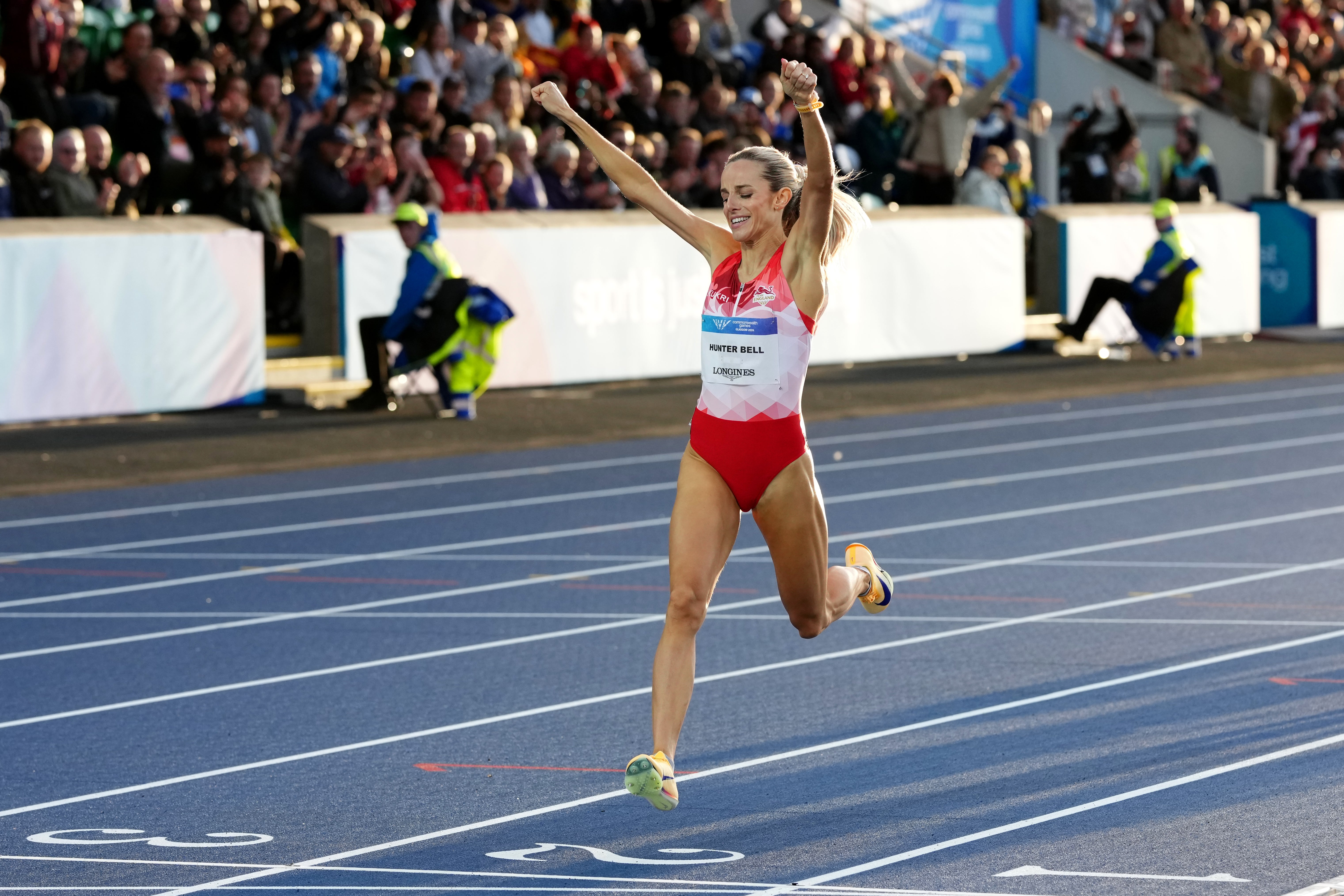 Georgia Hunter Bell celebrates her 800m victory at Scotstoun Stadium (Martin Rickett/PA)
