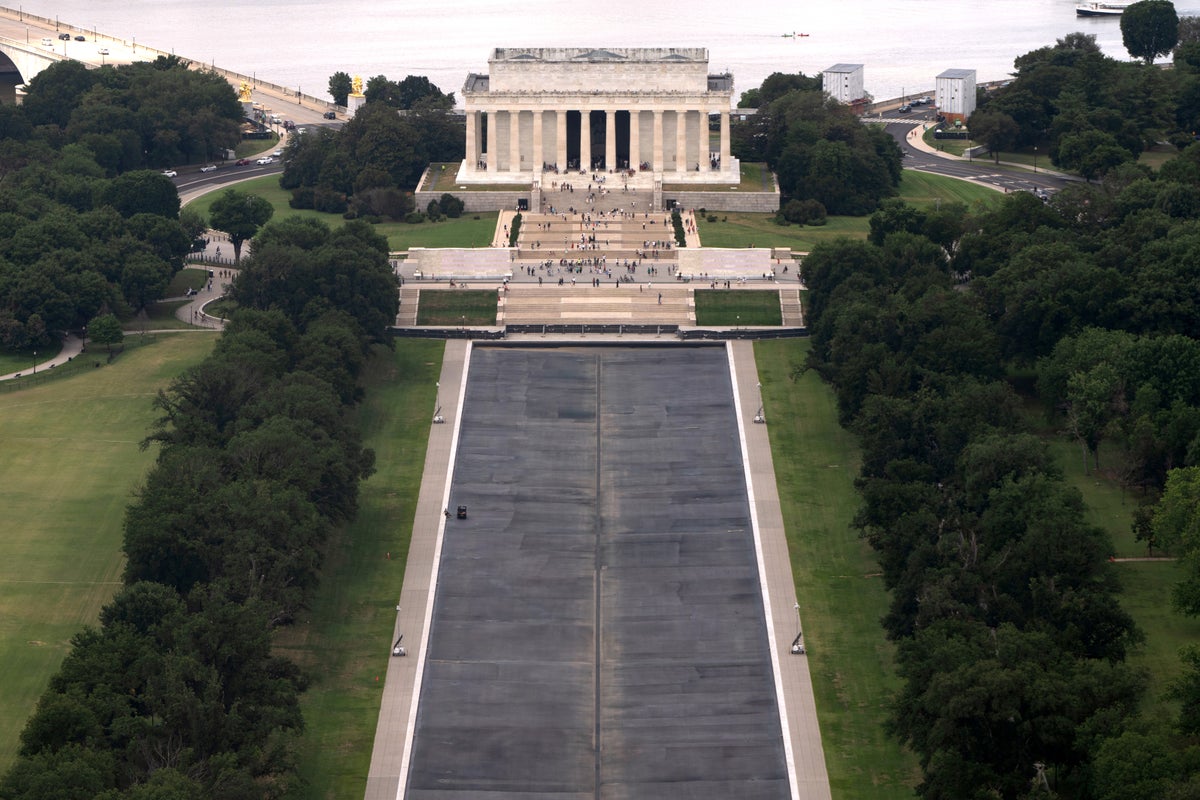 Justice Department drops criminal case against ex-Olympian charged with damaging Reflecting Pool Justice Department drops criminal case against ex-Olympian charged with damaging Reflecting Pool