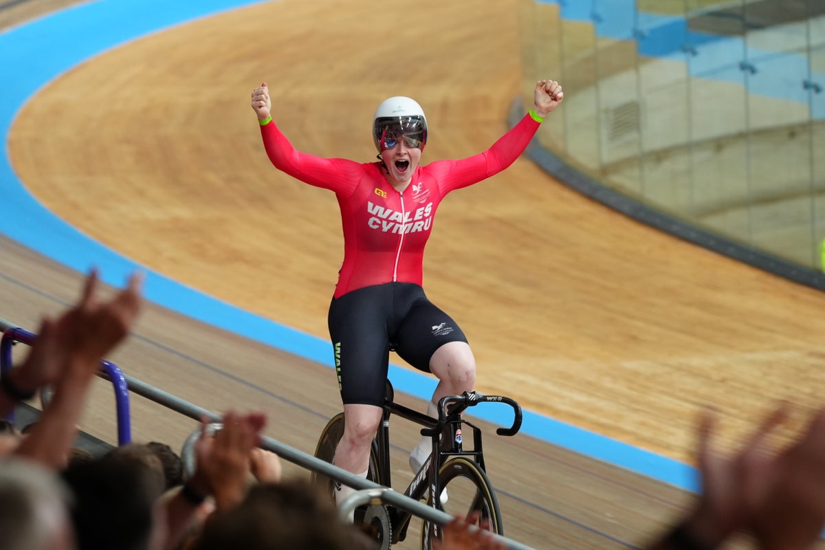 Olympic champion Emma Finucane doubles up on Commonwealth Games titles Olympic champion Emma Finucane doubles up on Commonwealth Games titles
