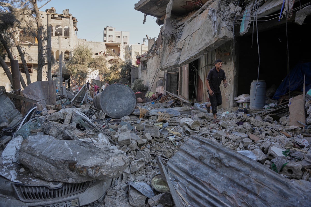 Photos show the scene after the latest Israeli strikes in Gaza