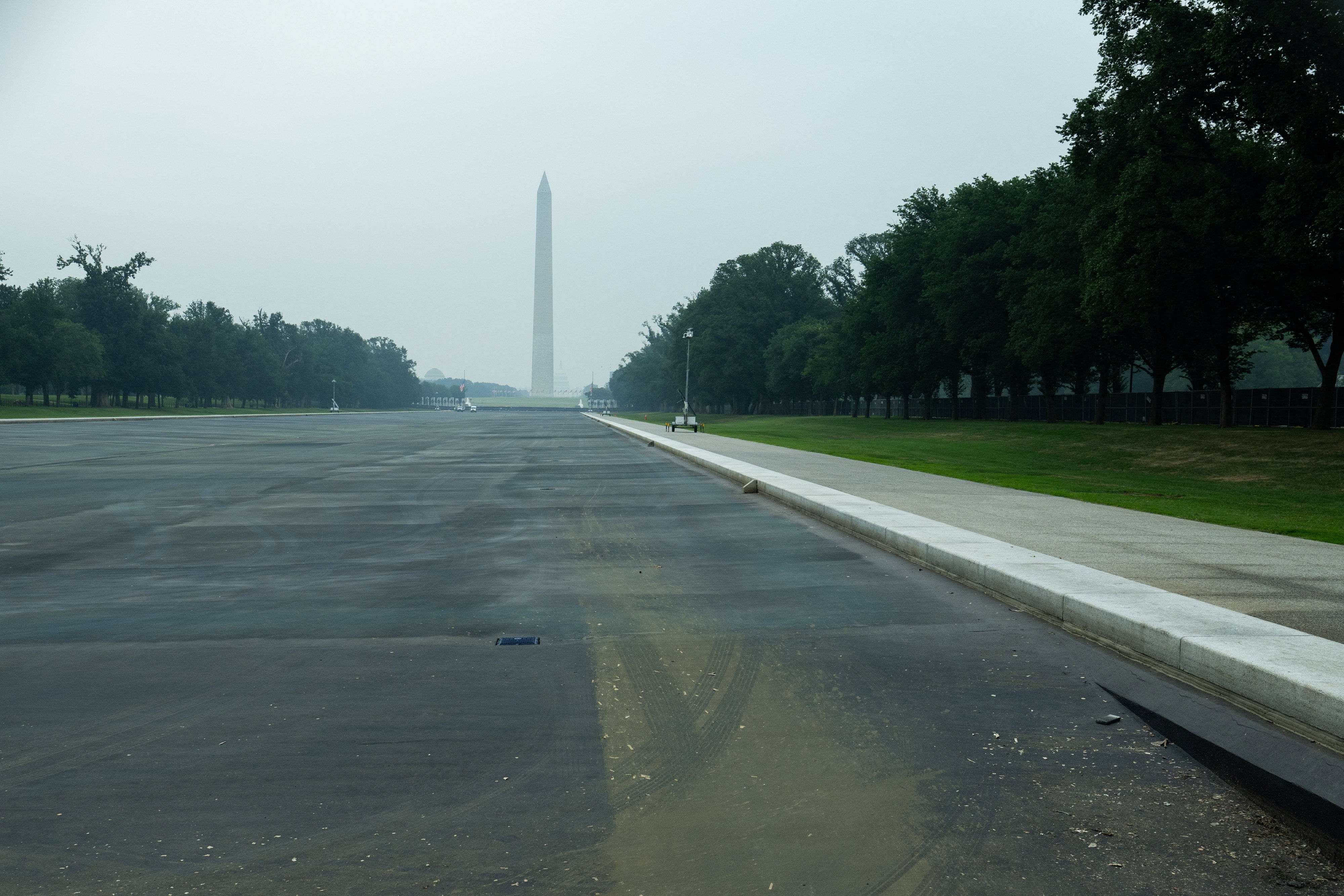 Trump ordered his administration to fix the Reflecting Pool, which has been plagued by problems for years