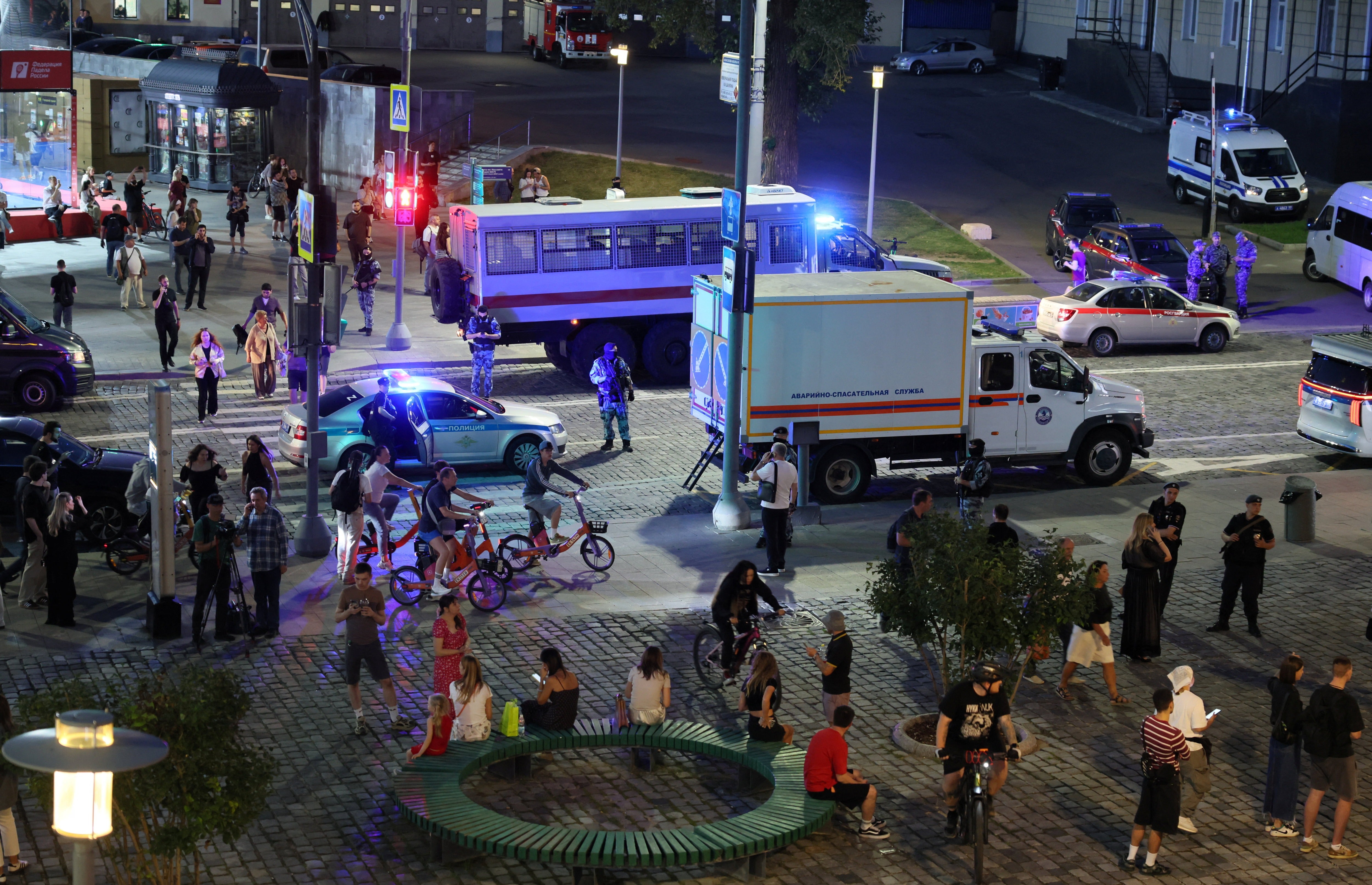 Three Killed and Over a Dozen Injured in Moscow Restaurant Explosion