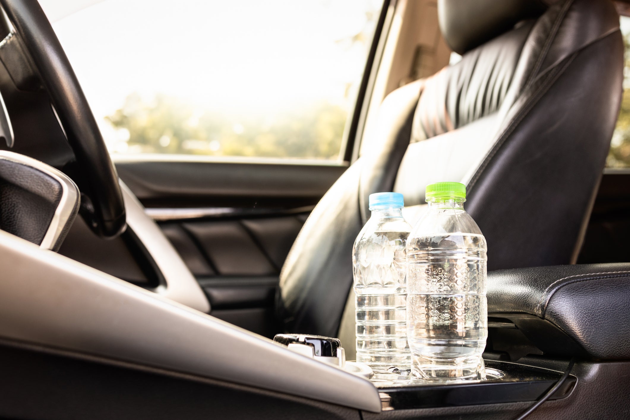 Why you shouldn&rsquo;t leave bottled water in a hot car