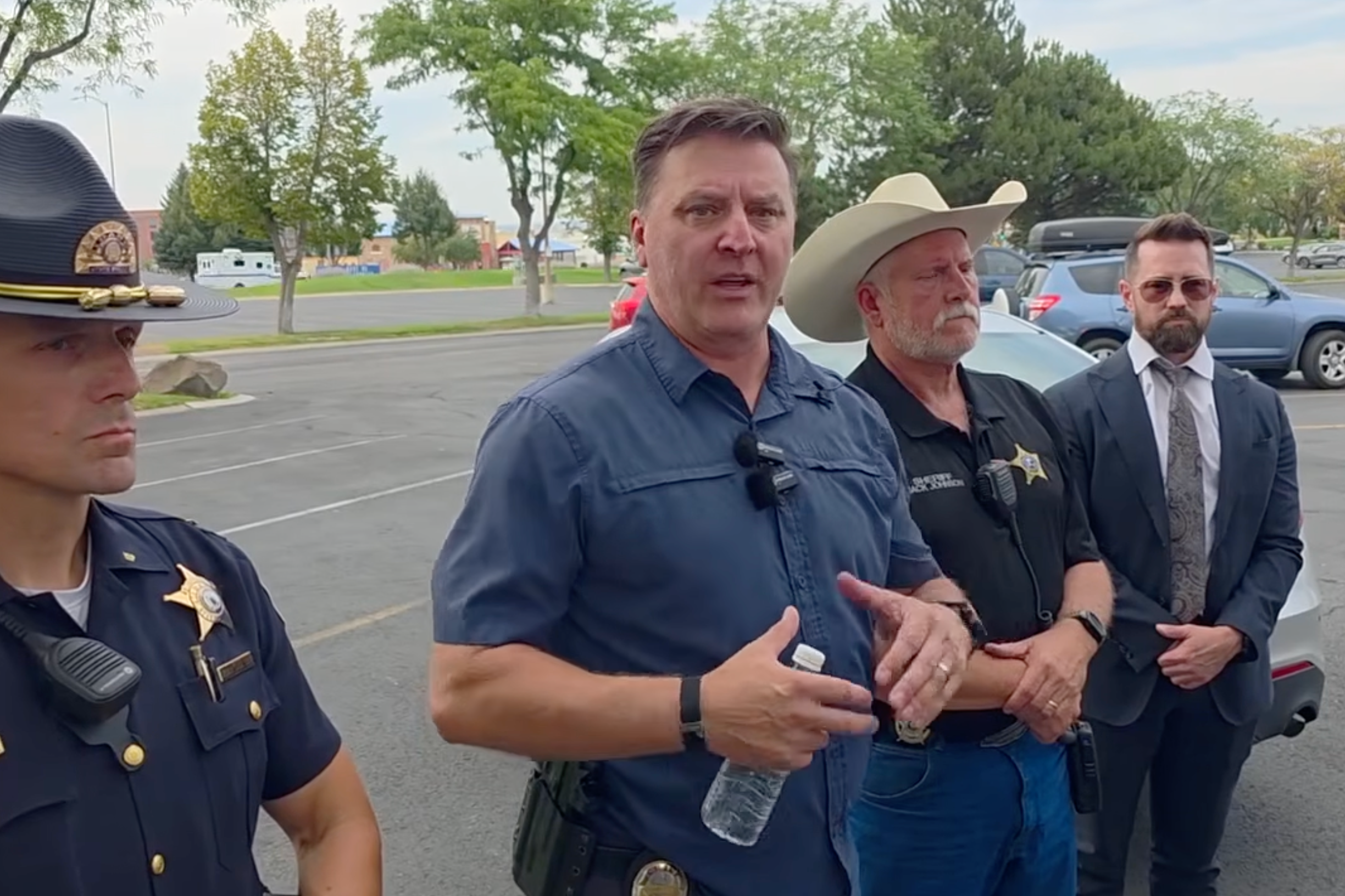 Twin Falls Police Chief Matthew Hicks has praised two people who intervened and whom he credited with driving off the gunman and preventing further fatalities (Idaho News 6)