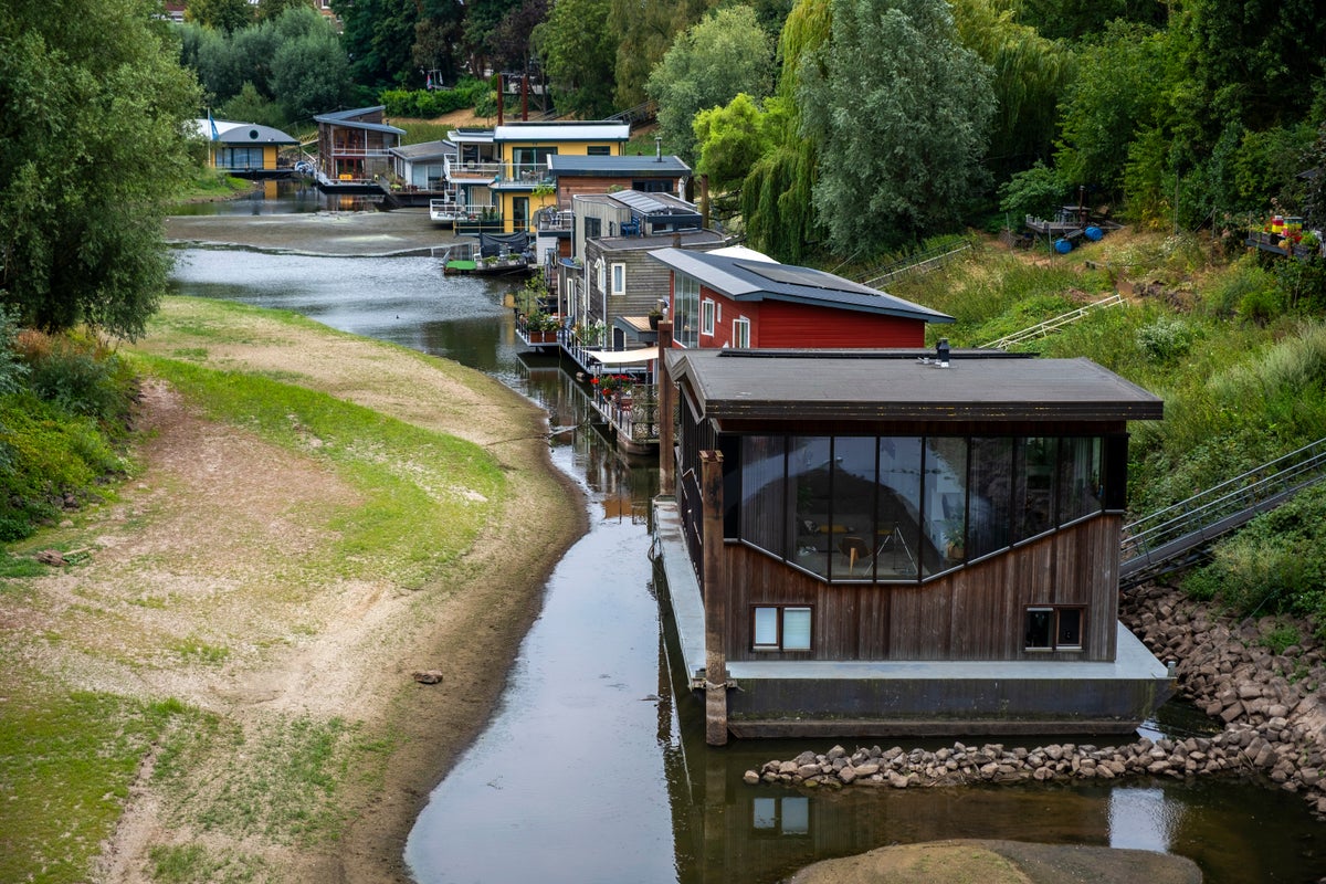 Dry, hot summers are putting Dutch dikes at risk and threatening German river trade Dry, hot summers are putting Dutch dikes at risk and threatening German river trade