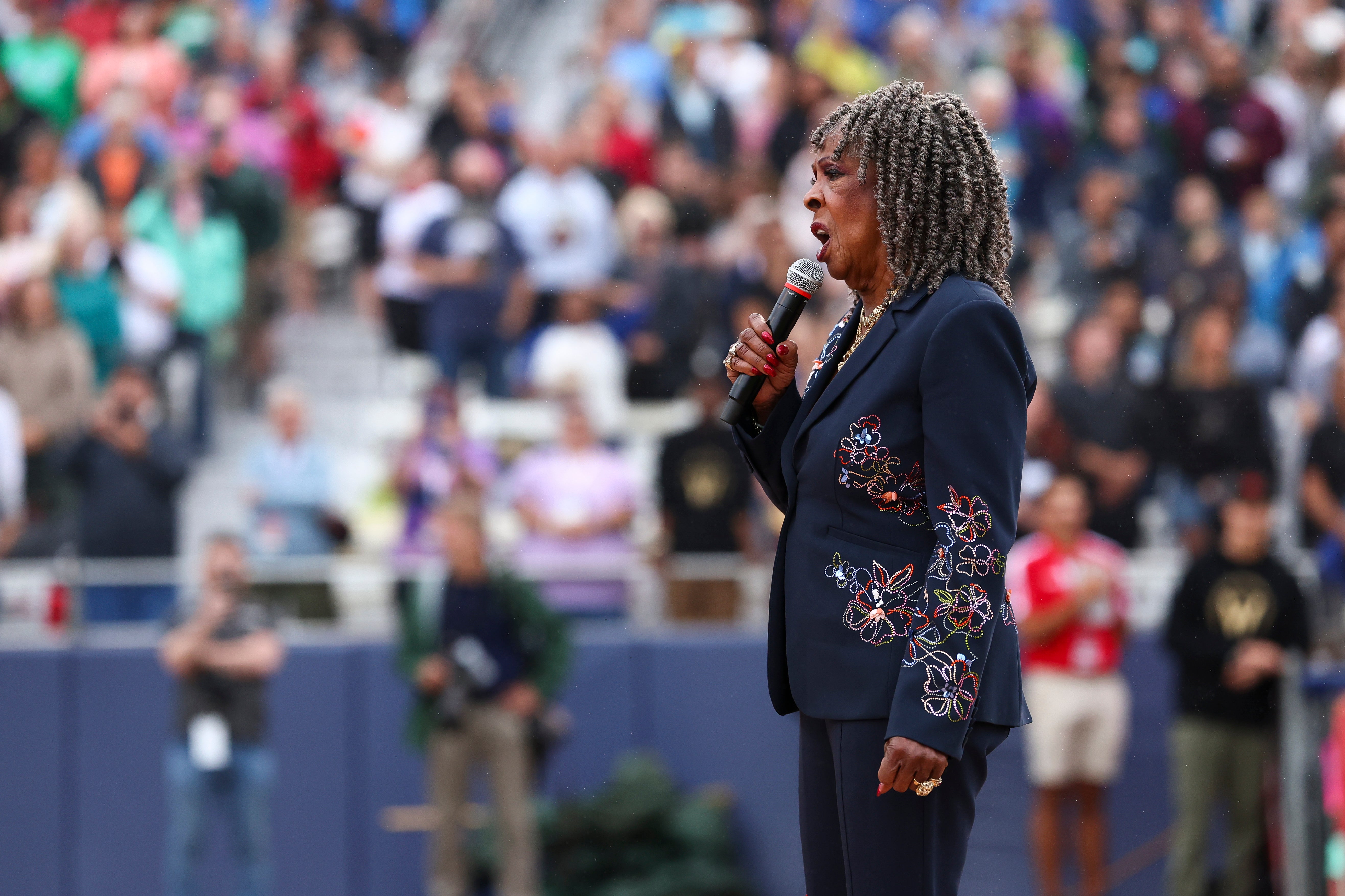 National anthem performance at inaugural Women&rsquo;s Pro Baseball League game goes viral for all the wrong reasons