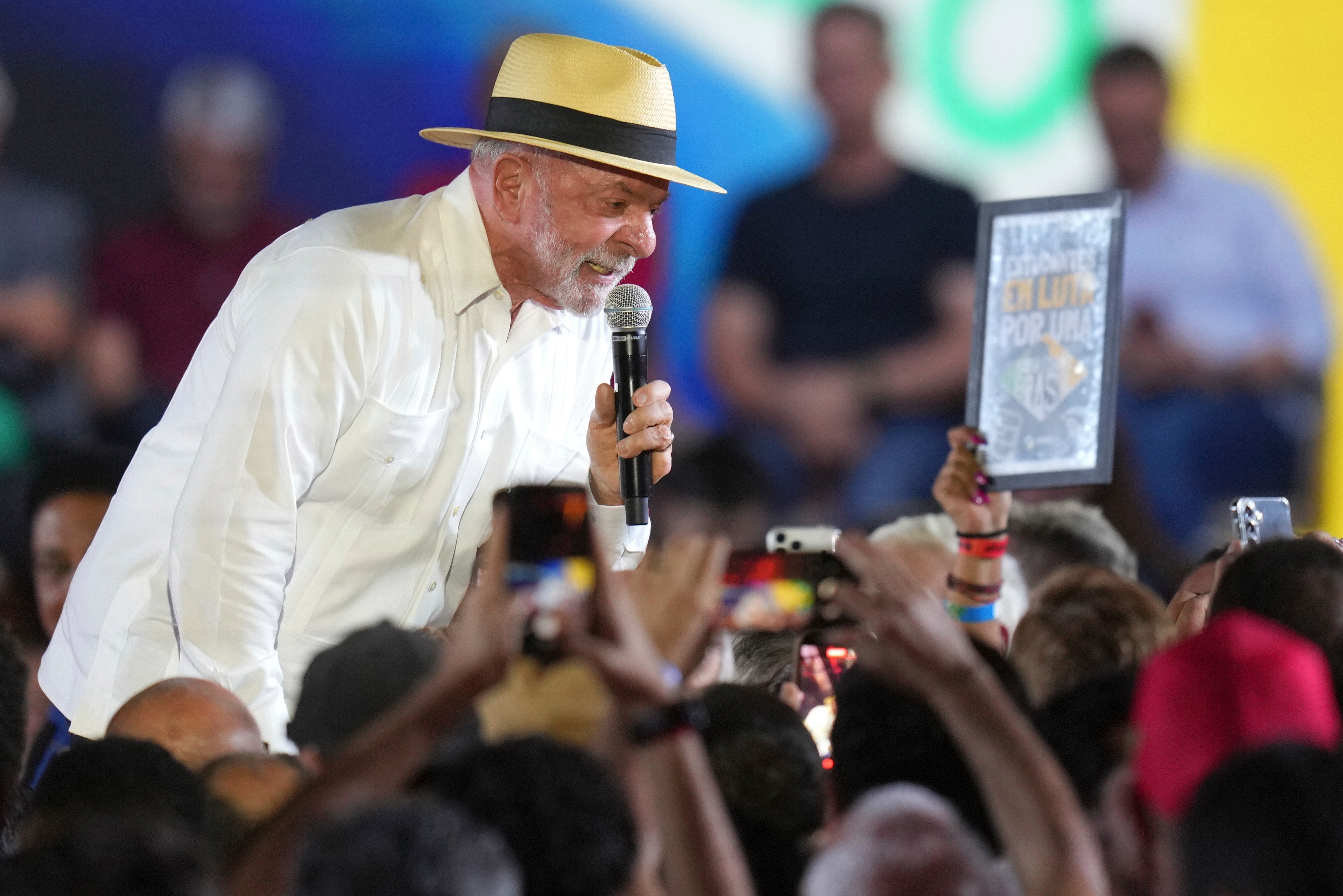 BRASIL-LULA