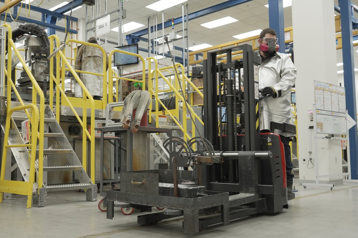 U.S. Faces Pressure to Develop Rare Earth Magnet Alternatives Independent of China