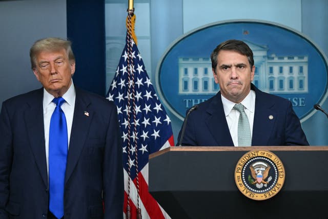 Трамп і Бланш зберігають корупційну угоду про імунітет від перевірок податків і відкидають учасників штурму Капітолію