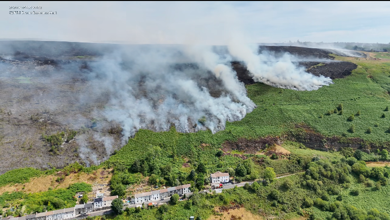 Major incident declared as crews battle large wildfire in Wales