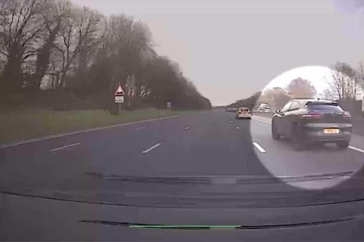 Watch: Driver calls 999 while speeding in Jaguar and claims brakes have stopped working