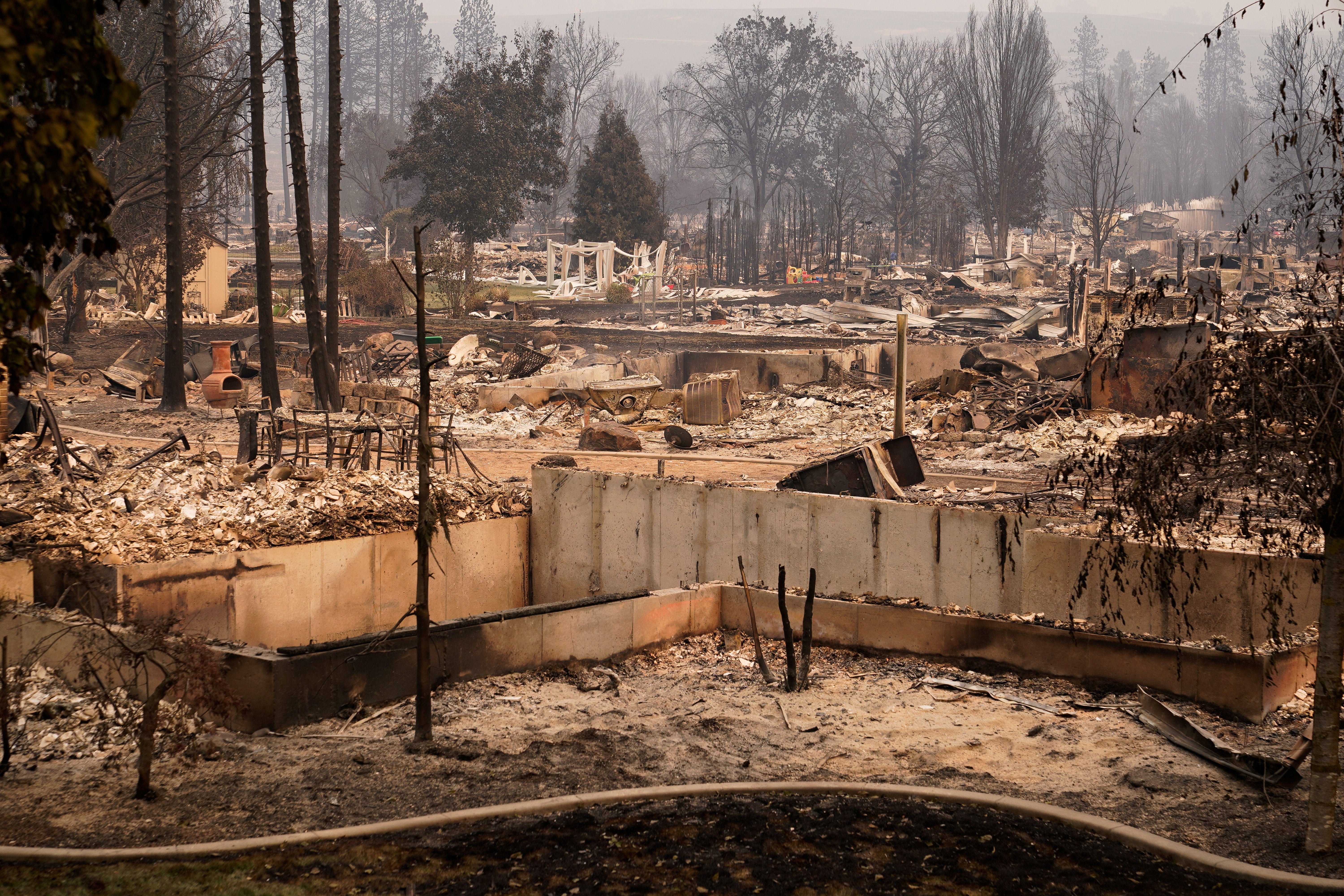 https://static.independent.co.uk/2026/08/04/07/2026-08-03T202122Z_897149977_RC28RMARMT9S_RTRMADP_3_USA-WILDFIRES-WASHINGTON.JPG?trim=0,0,0,0&width=1200&height=800&crop=1200:800