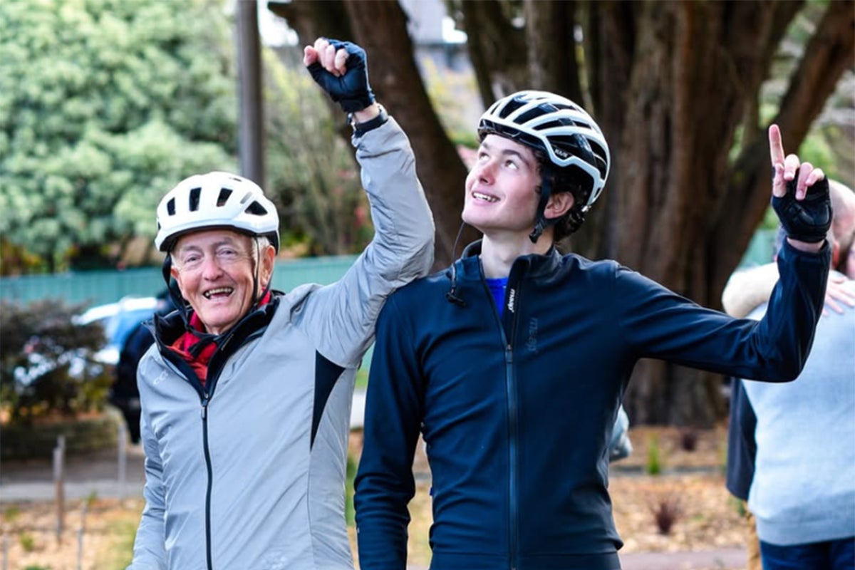 Australian cyclist Bob Montgomery dies after completing 5,200km ride for charity