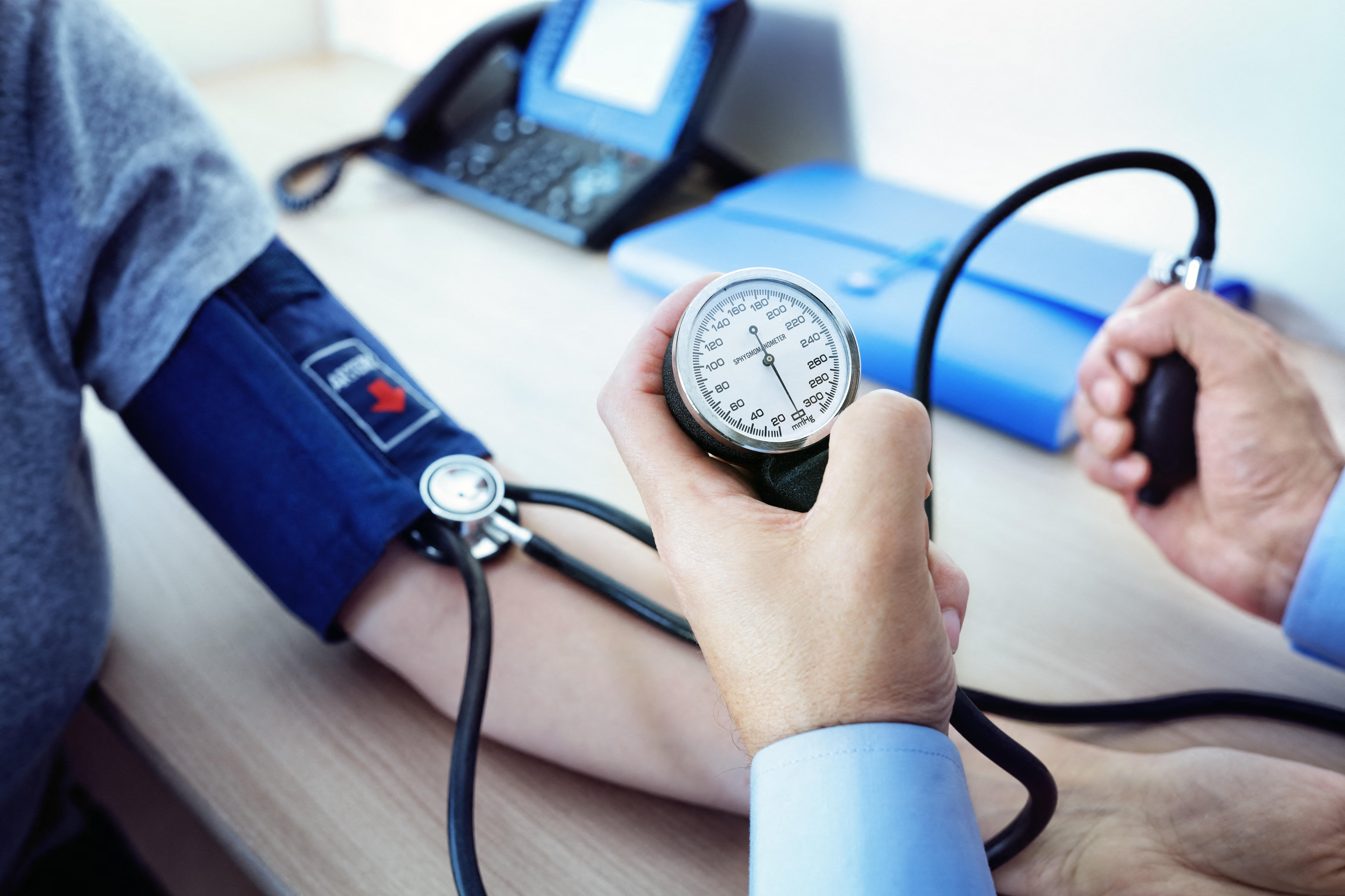 From age 55, people with no diabetes, no high blood pressure and who did not smoke had an average of 30.1 more years free of dementia, the study found