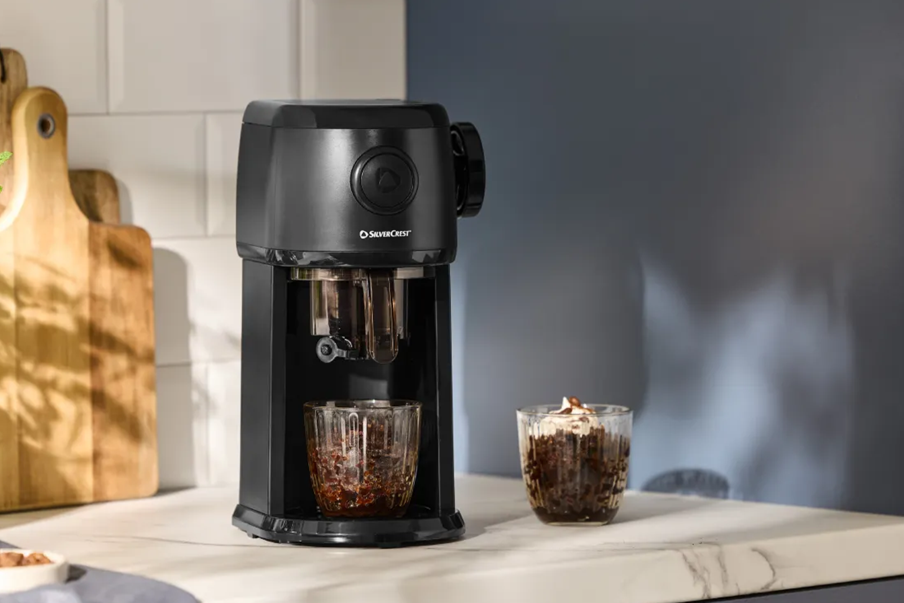Lidl’s slushy machine looks just like the Ninja slushi, but costs £250 less