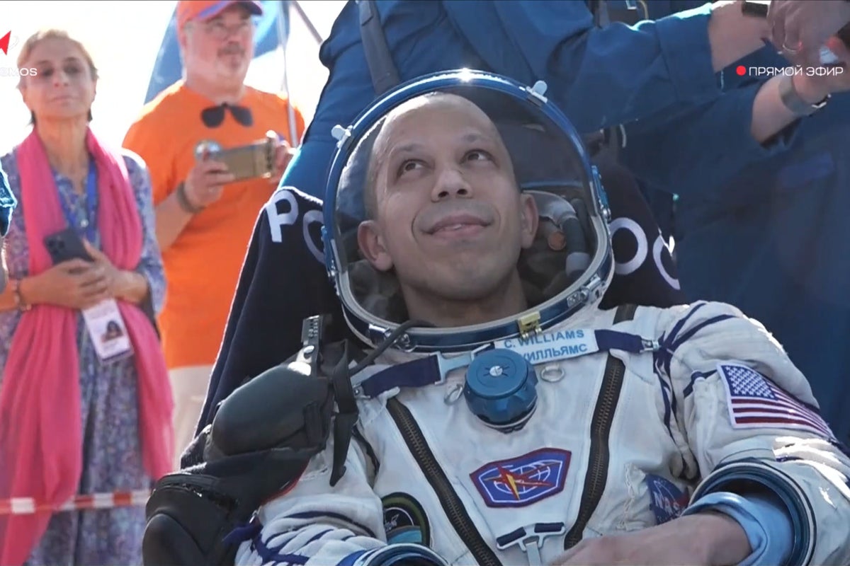 House station astronaut recounts second crew placed on evacuation alert