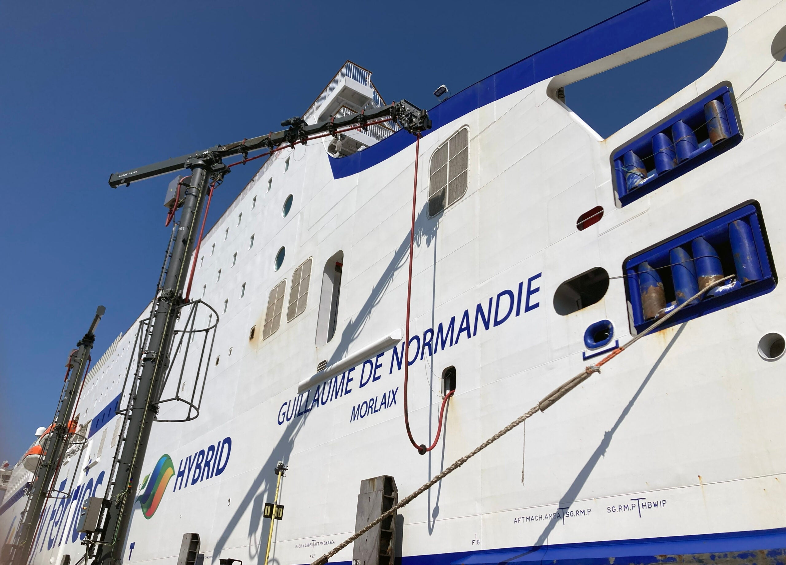First Brittany Ferries ship uses plug-in electricity before sailing from Portsmouth