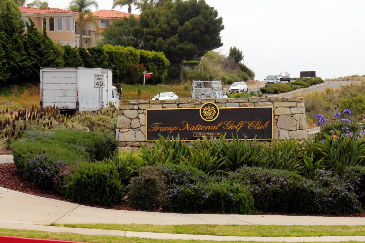 Authorities arrested a man with ammo and apparently monitoring security at Trump golf course near LA Authorities arrested a man with ammo and apparently monitoring security at Trump golf course near LA