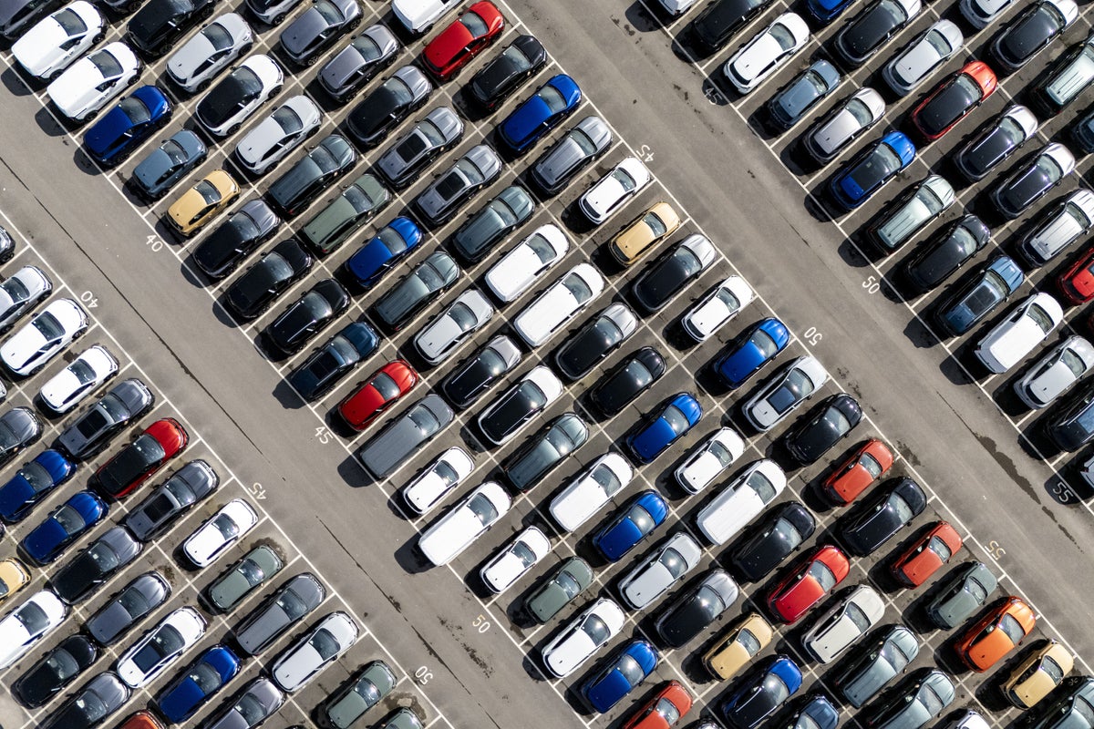 UK new car market records eighth month of consecutive growth